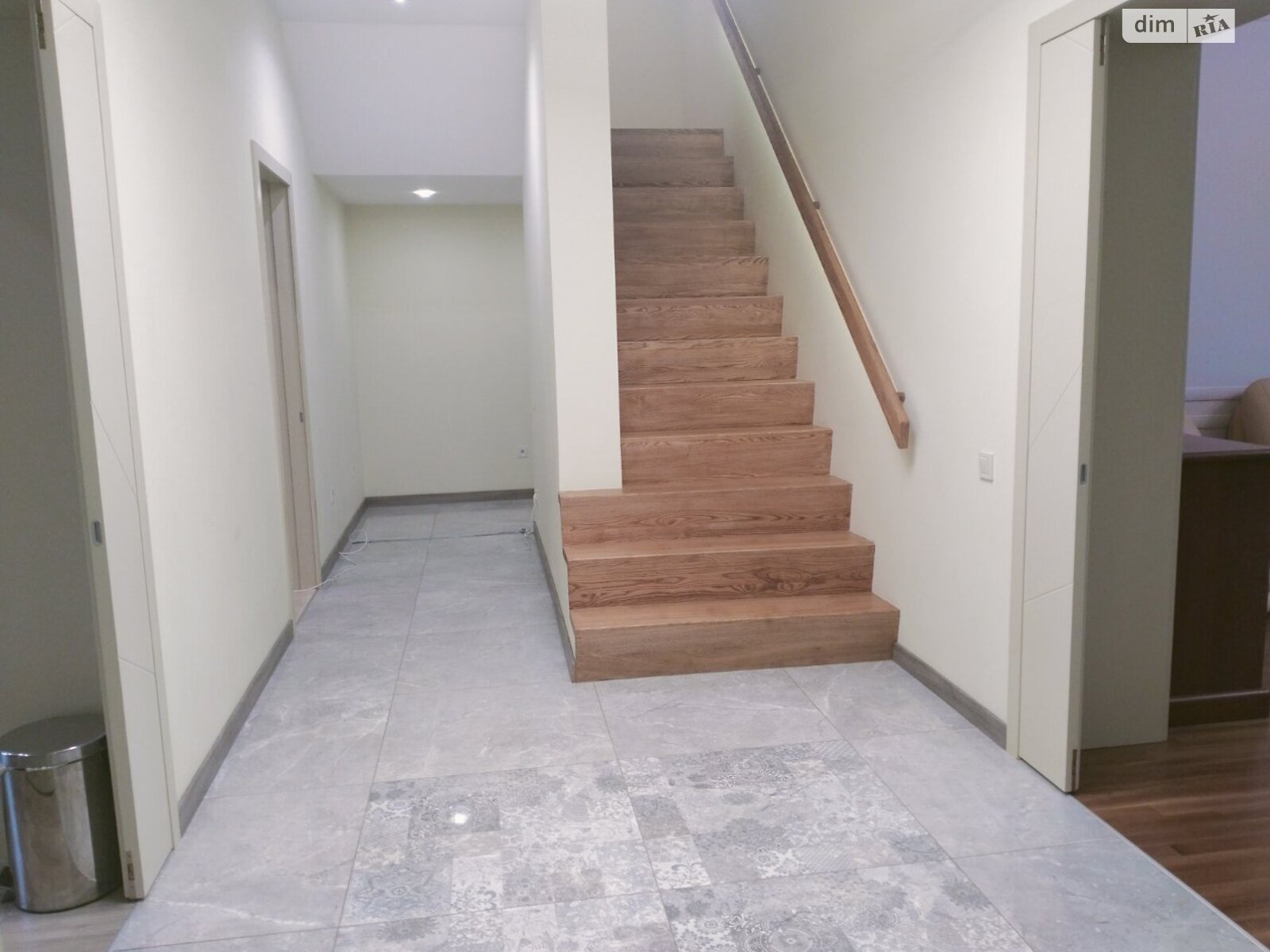 двоповерховий будинок бесідка, 250 кв. м, ракушняк. Продаж у Фонтанці фото 1 двоповерховий будинок бесідка, 250 кв. м, ракушняк. Продаж у Фонтанці фото 1