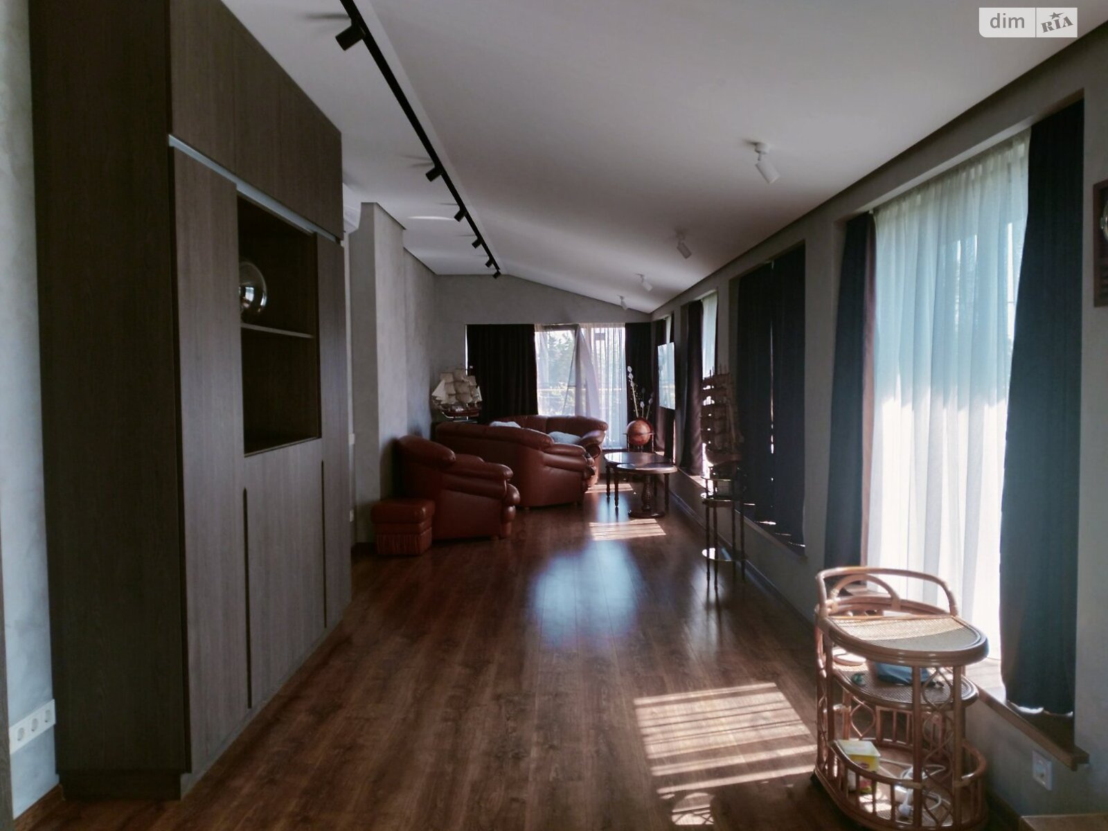 двоповерховий будинок бесідка, 250 кв. м, ракушняк. Продаж у Фонтанці фото 1 двоповерховий будинок бесідка, 250 кв. м, ракушняк. Продаж у Фонтанці фото 1