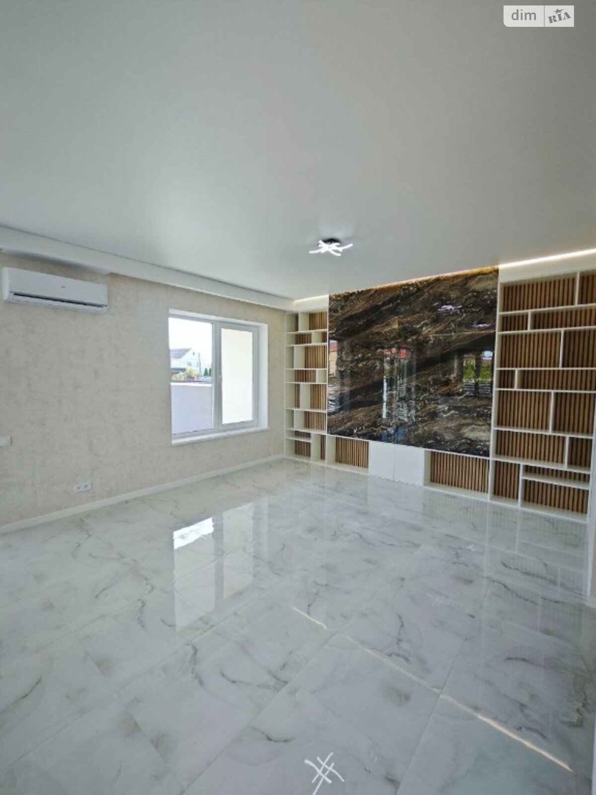 двухэтажный дом, 147 кв. м, газобетон. Продажа в Фонтанке фото 1 двухэтажный дом, 147 кв. м, газобетон. Продажа в Фонтанке фото 1
