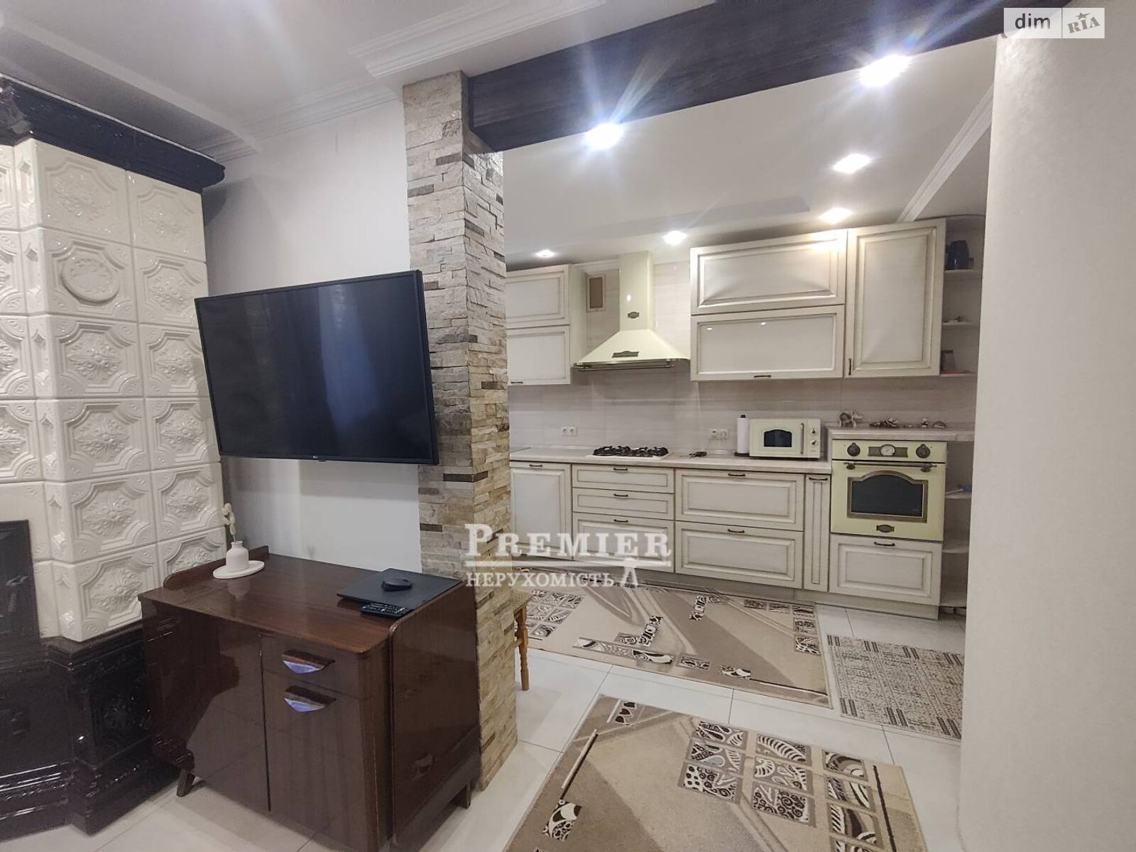 двоповерховий будинок з гаражем, 138.8 кв. м, цегла. Продаж у Фонтанці фото 1 двоповерховий будинок з гаражем, 138.8 кв. м, цегла. Продаж у Фонтанці фото 1