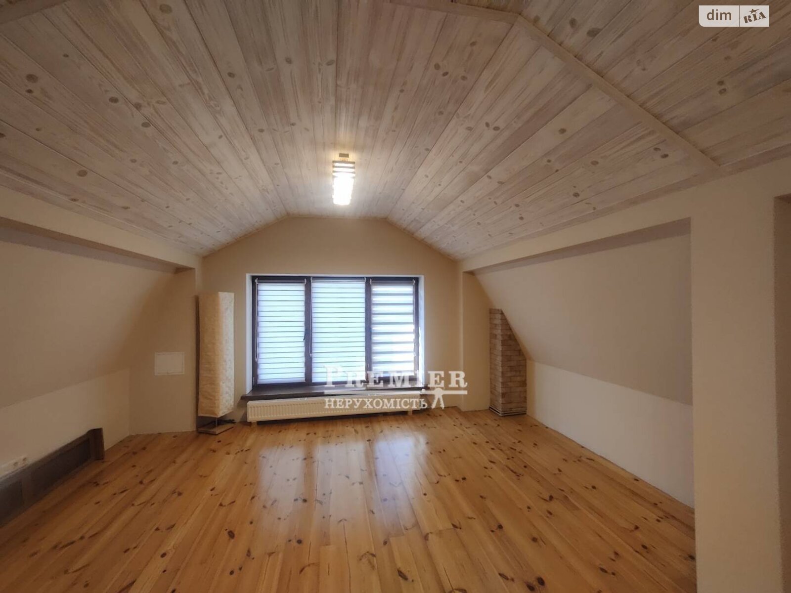 двоповерховий будинок з гаражем, 138.8 кв. м, цегла. Продаж у Фонтанці фото 1 двоповерховий будинок з гаражем, 138.8 кв. м, цегла. Продаж у Фонтанці фото 1