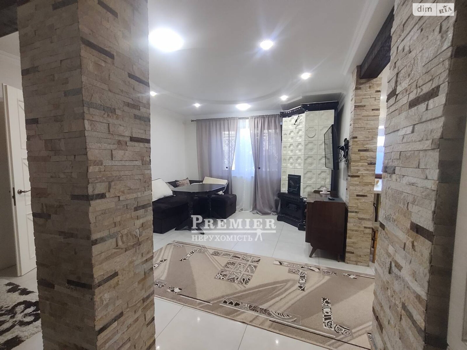 двоповерховий будинок з гаражем, 138.8 кв. м, цегла. Продаж у Фонтанці фото 1 двоповерховий будинок з гаражем, 138.8 кв. м, цегла. Продаж у Фонтанці фото 1