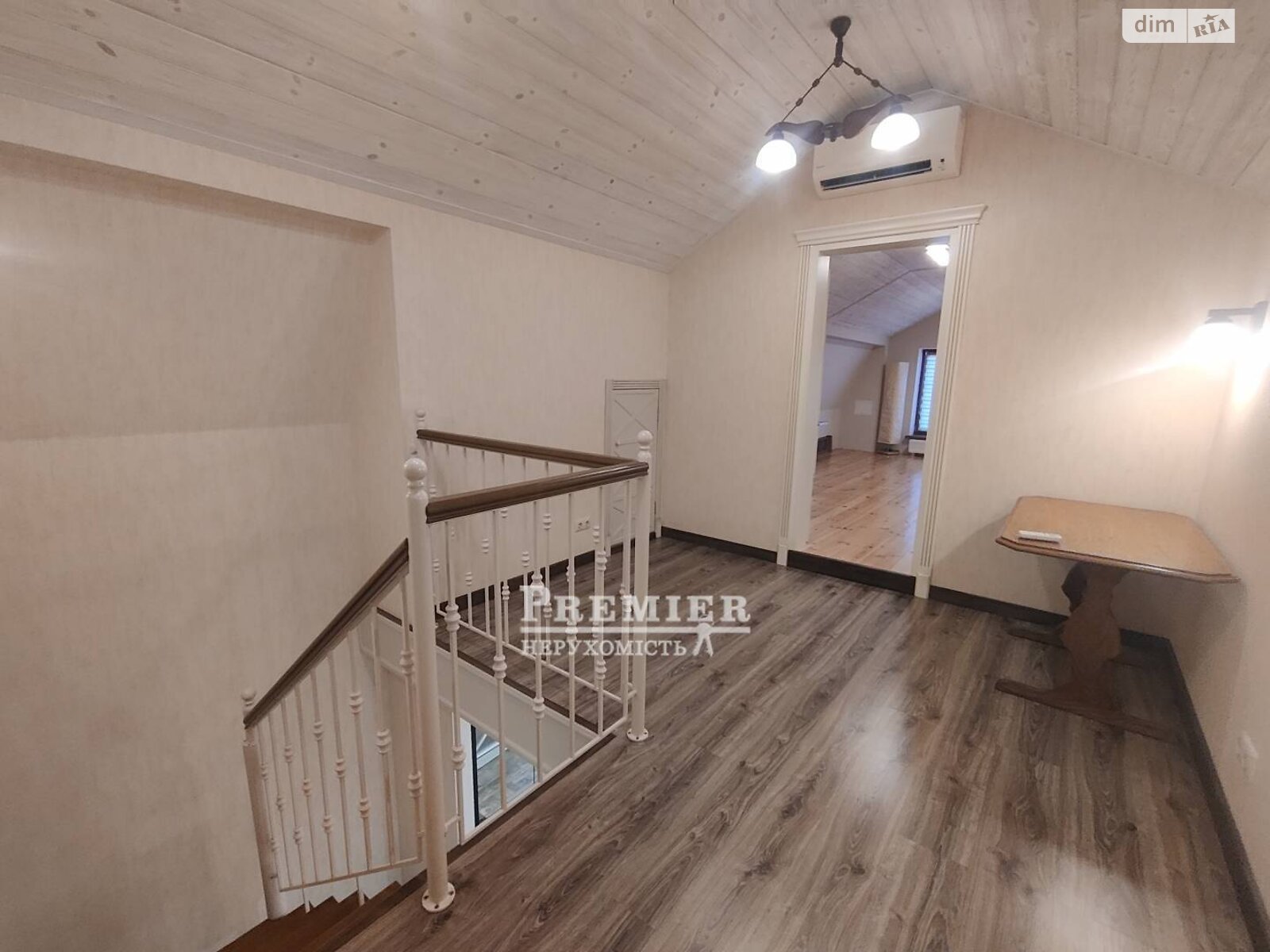 двоповерховий будинок з гаражем, 138.8 кв. м, цегла. Продаж у Фонтанці фото 1 двоповерховий будинок з гаражем, 138.8 кв. м, цегла. Продаж у Фонтанці фото 1