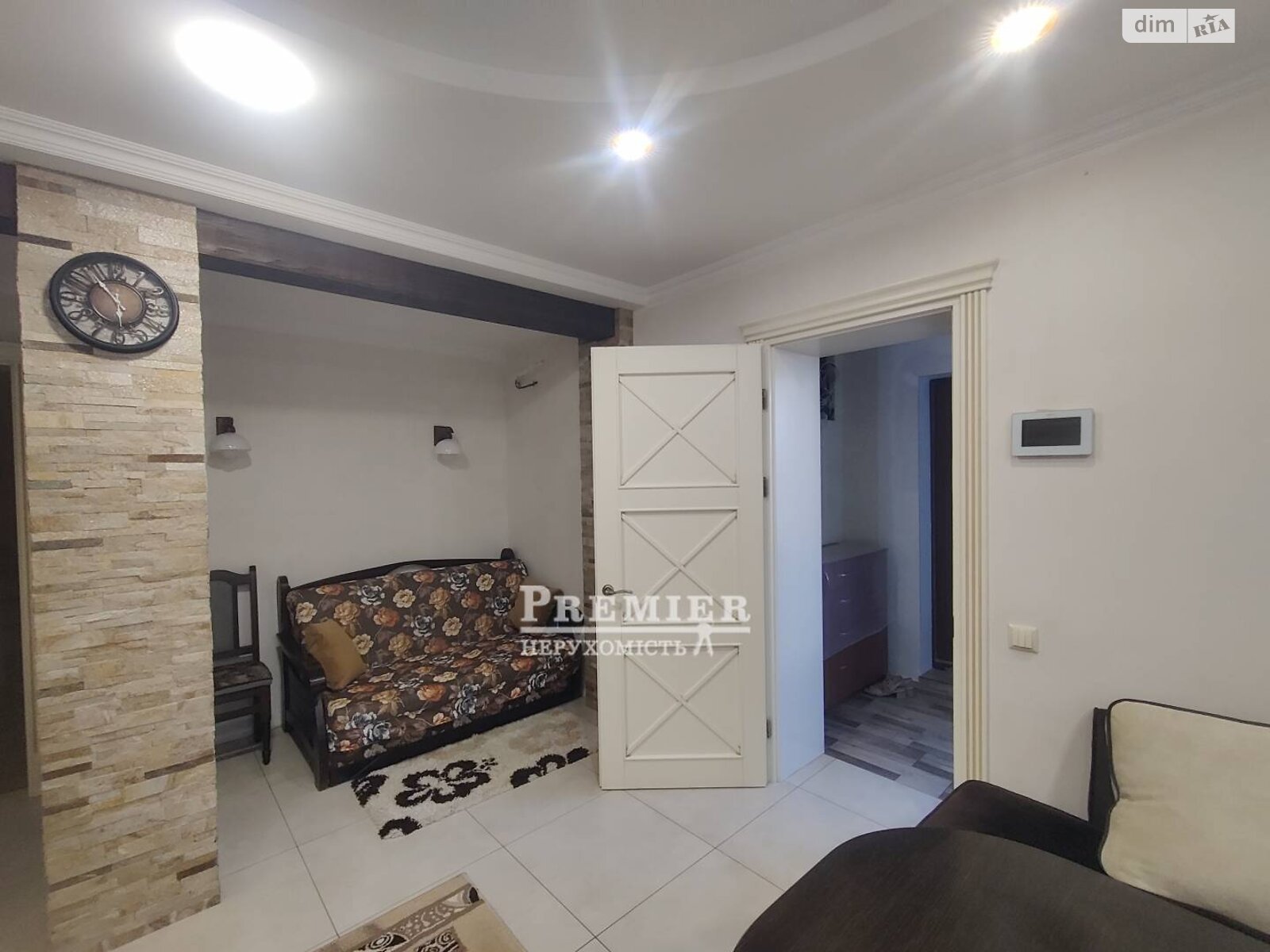 двоповерховий будинок з гаражем, 138.8 кв. м, цегла. Продаж у Фонтанці фото 1 двоповерховий будинок з гаражем, 138.8 кв. м, цегла. Продаж у Фонтанці фото 1