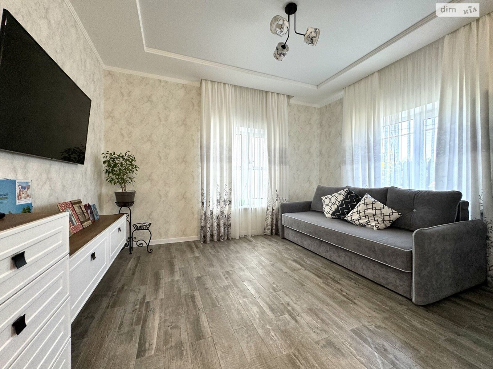 двоповерховий будинок з верандою, 165 кв. м, газобетон. Продаж у Фонтанці фото 1 двоповерховий будинок з верандою, 165 кв. м, газобетон. Продаж у Фонтанці фото 1