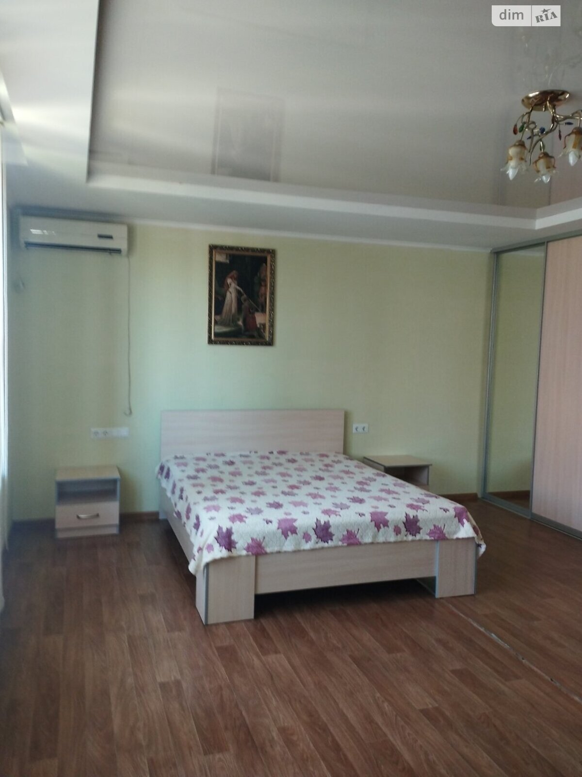 двухэтажный дом с мансардой, 235 кв. м, кирпич. Продажа в Фонтанке фото 1 двухэтажный дом с мансардой, 235 кв. м, кирпич. Продажа в Фонтанке фото 1