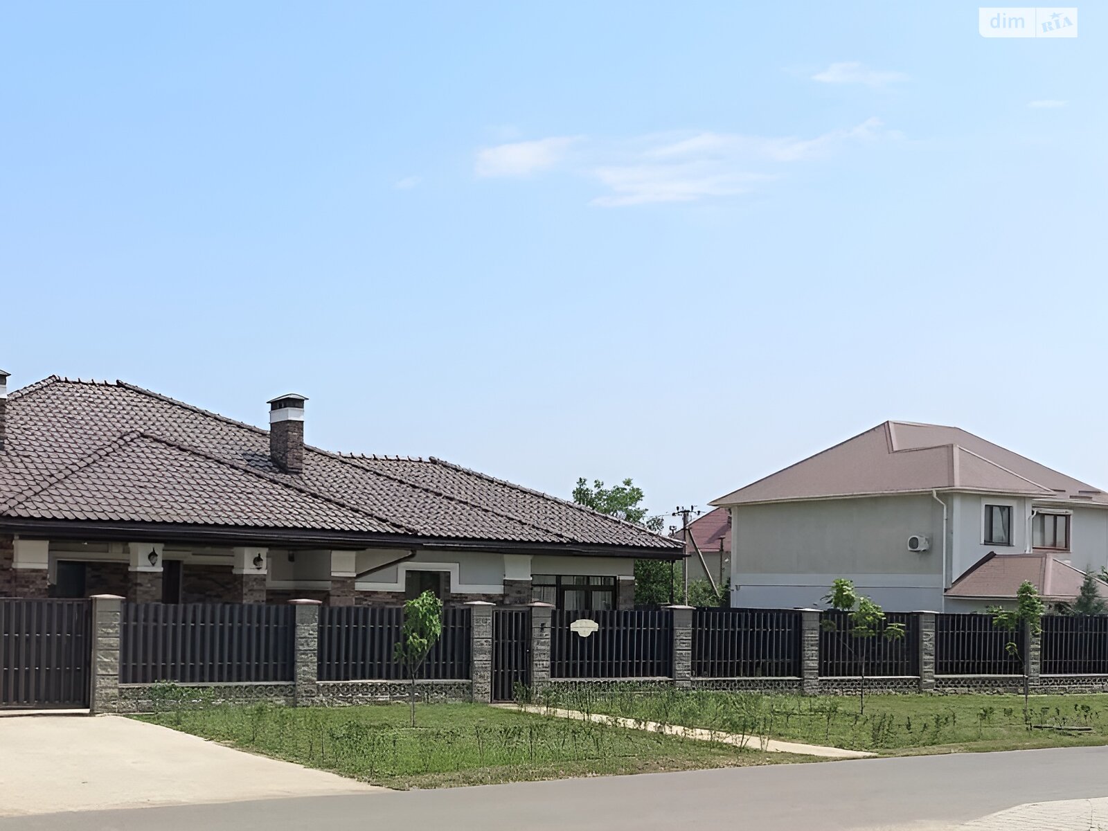 одноповерховий будинок з гаражем, 223 кв. м, газобетон. Продаж у Фонтанці фото 1 одноповерховий будинок з гаражем, 223 кв. м, газобетон. Продаж у Фонтанці фото 1