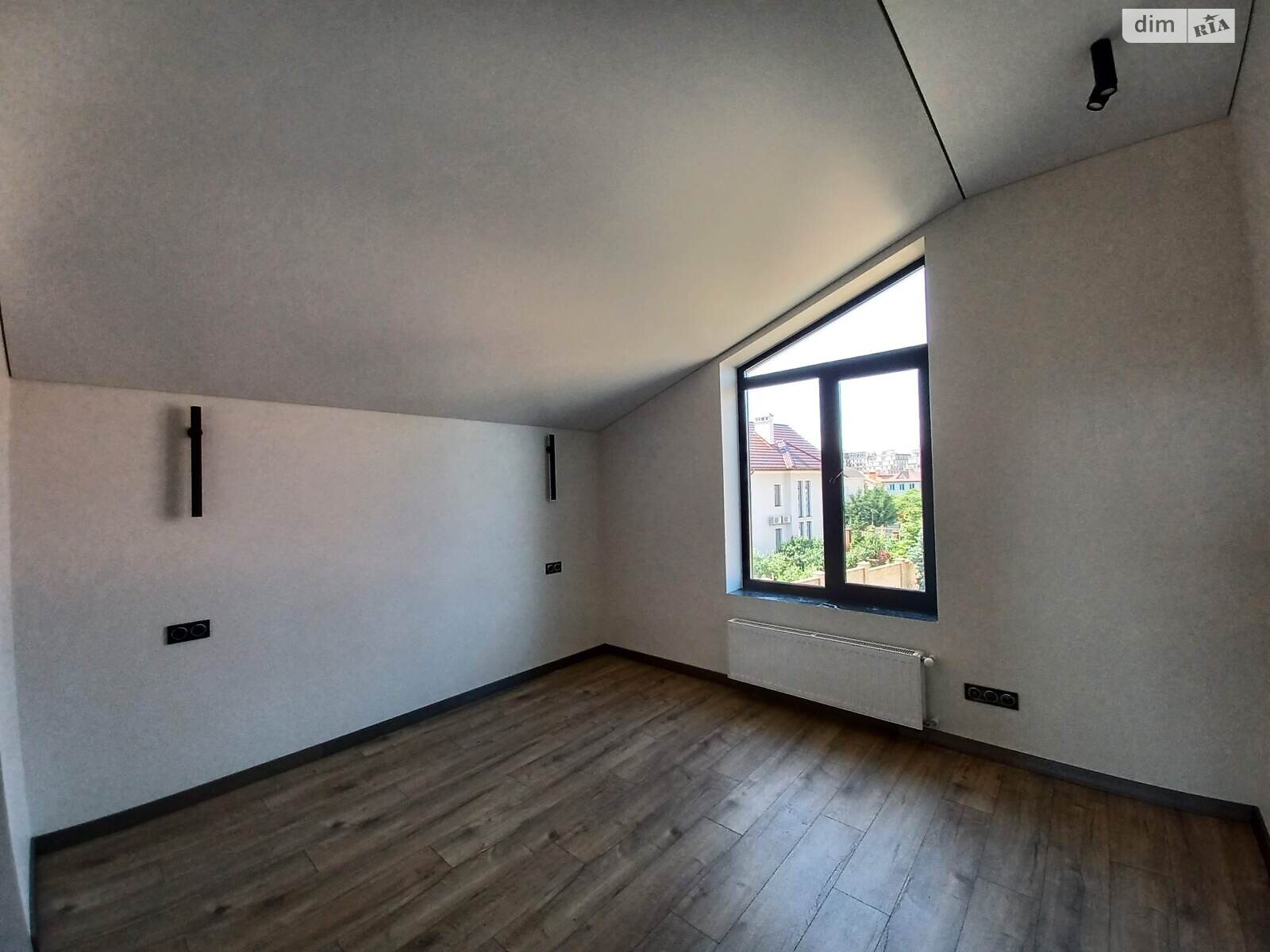 двухэтажный дом, 170 кв. м, пеноблок. Продажа в Фонтанке фото 1 двухэтажный дом, 170 кв. м, пеноблок. Продажа в Фонтанке фото 1
