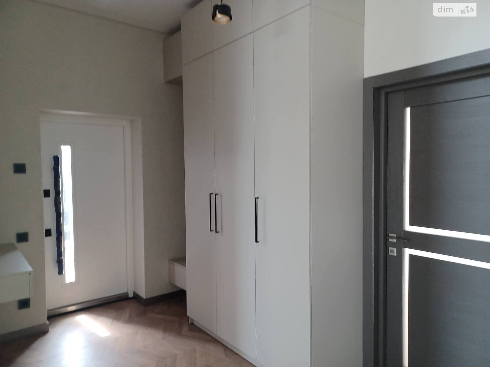 двухэтажный дом, 170 кв. м, пеноблок. Продажа в Фонтанке фото 1 двухэтажный дом, 170 кв. м, пеноблок. Продажа в Фонтанке фото 1