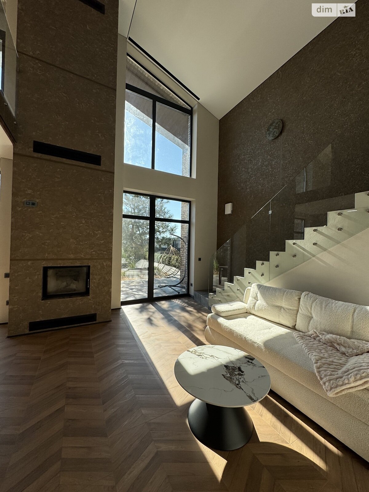 двоповерховий будинок, 170 кв. м, цегла. Продаж у Фонтанці фото 1 двоповерховий будинок, 170 кв. м, цегла. Продаж у Фонтанці фото 1