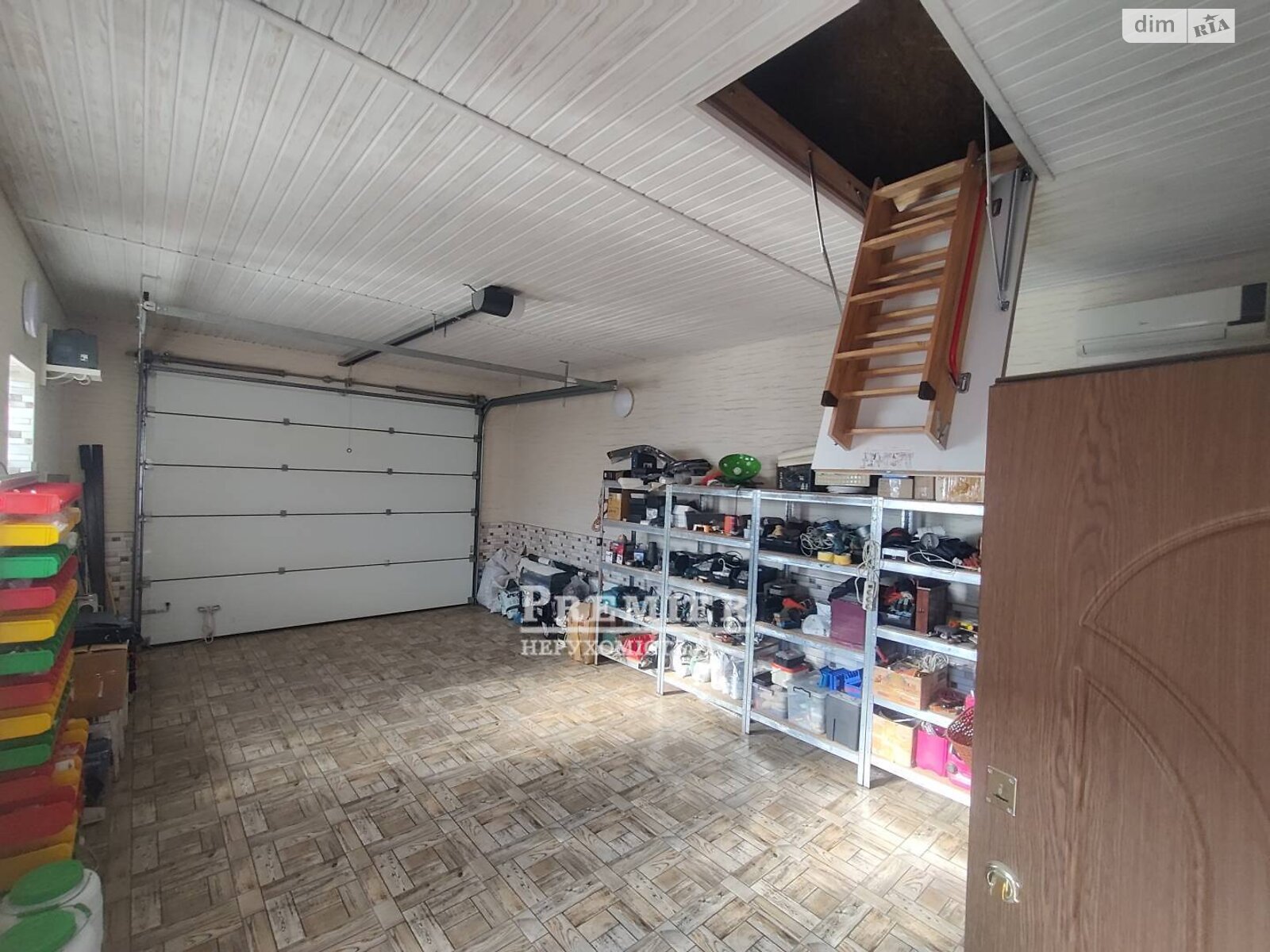 одноэтажный дом с гаражом, 138.8 кв. м, кирпич. Продажа в Фонтанке фото 1