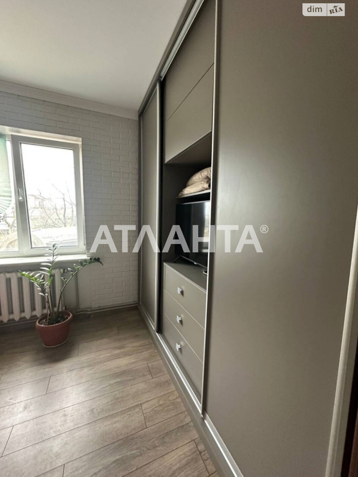 двоповерховий будинок, 360 кв. м, ракушечник (ракушняк). Продаж у Фонтанці фото 1 двоповерховий будинок, 360 кв. м, ракушечник (ракушняк). Продаж у Фонтанці фото 1