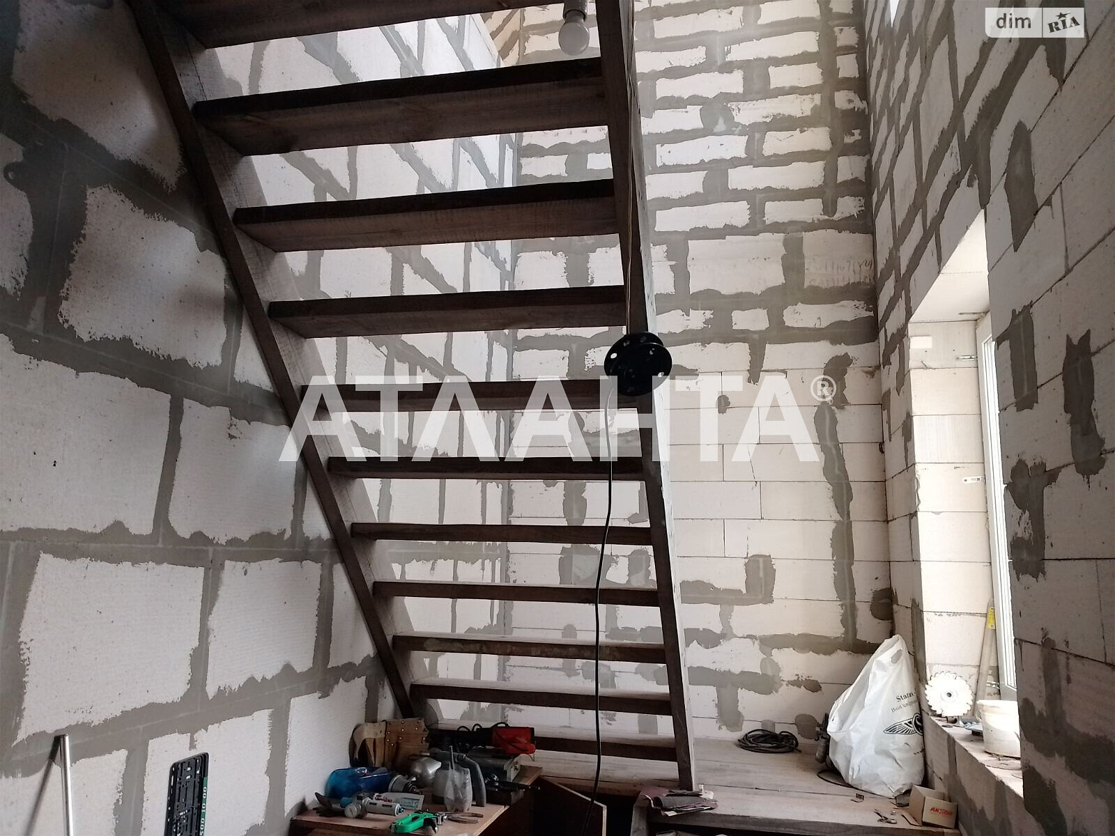 двоповерховий будинок бесідка, 185 кв. м, газобетон. Продаж у Фонтанці фото 1 двоповерховий будинок бесідка, 185 кв. м, газобетон. Продаж у Фонтанці фото 1