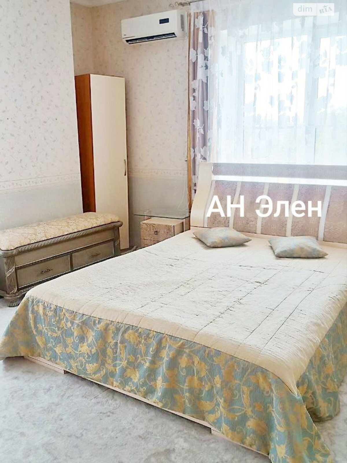 триповерховий будинок з мансардою, 410.4 кв. м, ракушняк. Продаж у Фонтанці фото 1 триповерховий будинок з мансардою, 410.4 кв. м, ракушняк. Продаж у Фонтанці фото 1