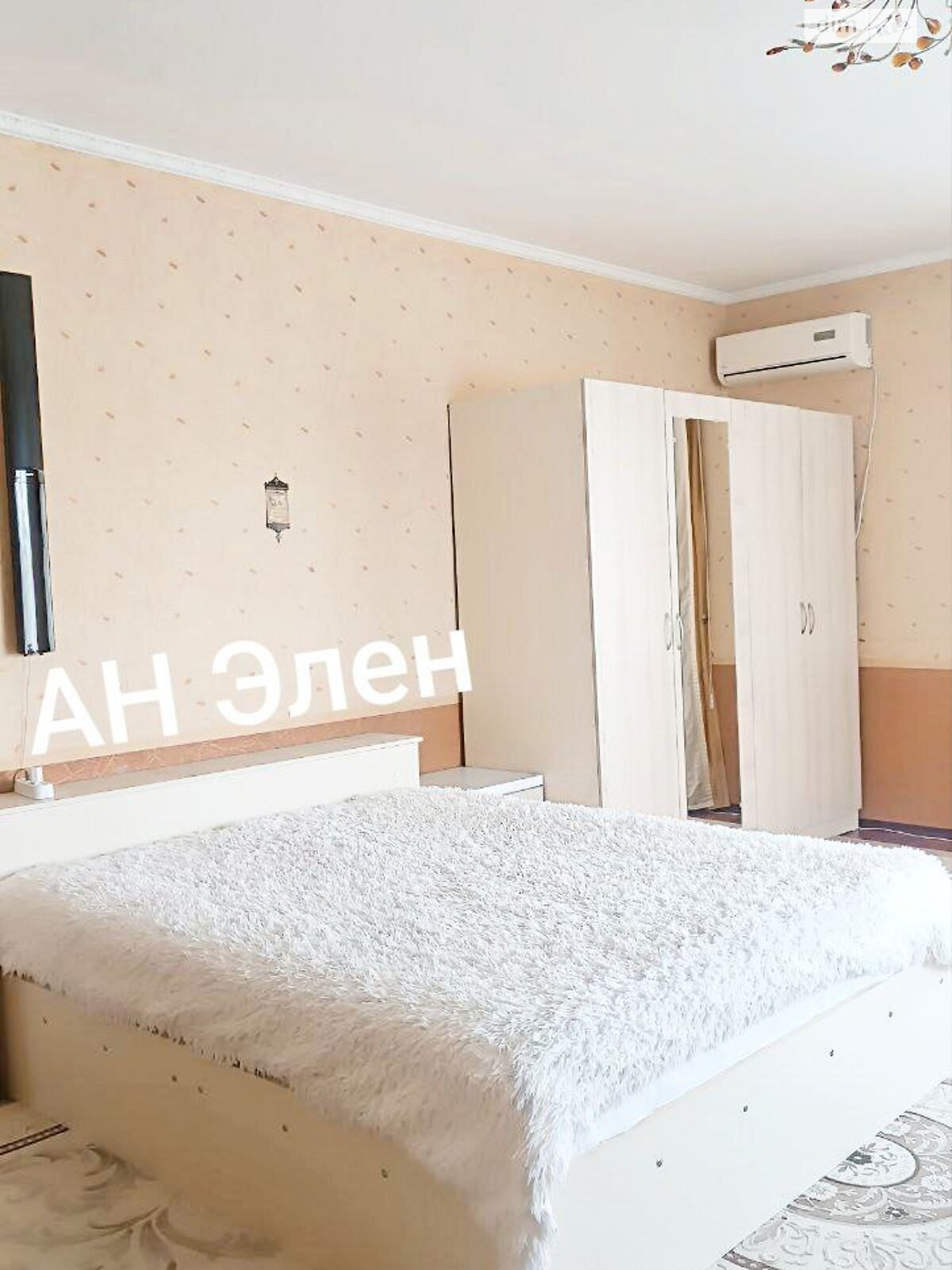 триповерховий будинок з мансардою, 410.4 кв. м, ракушняк. Продаж у Фонтанці фото 1 триповерховий будинок з мансардою, 410.4 кв. м, ракушняк. Продаж у Фонтанці фото 1