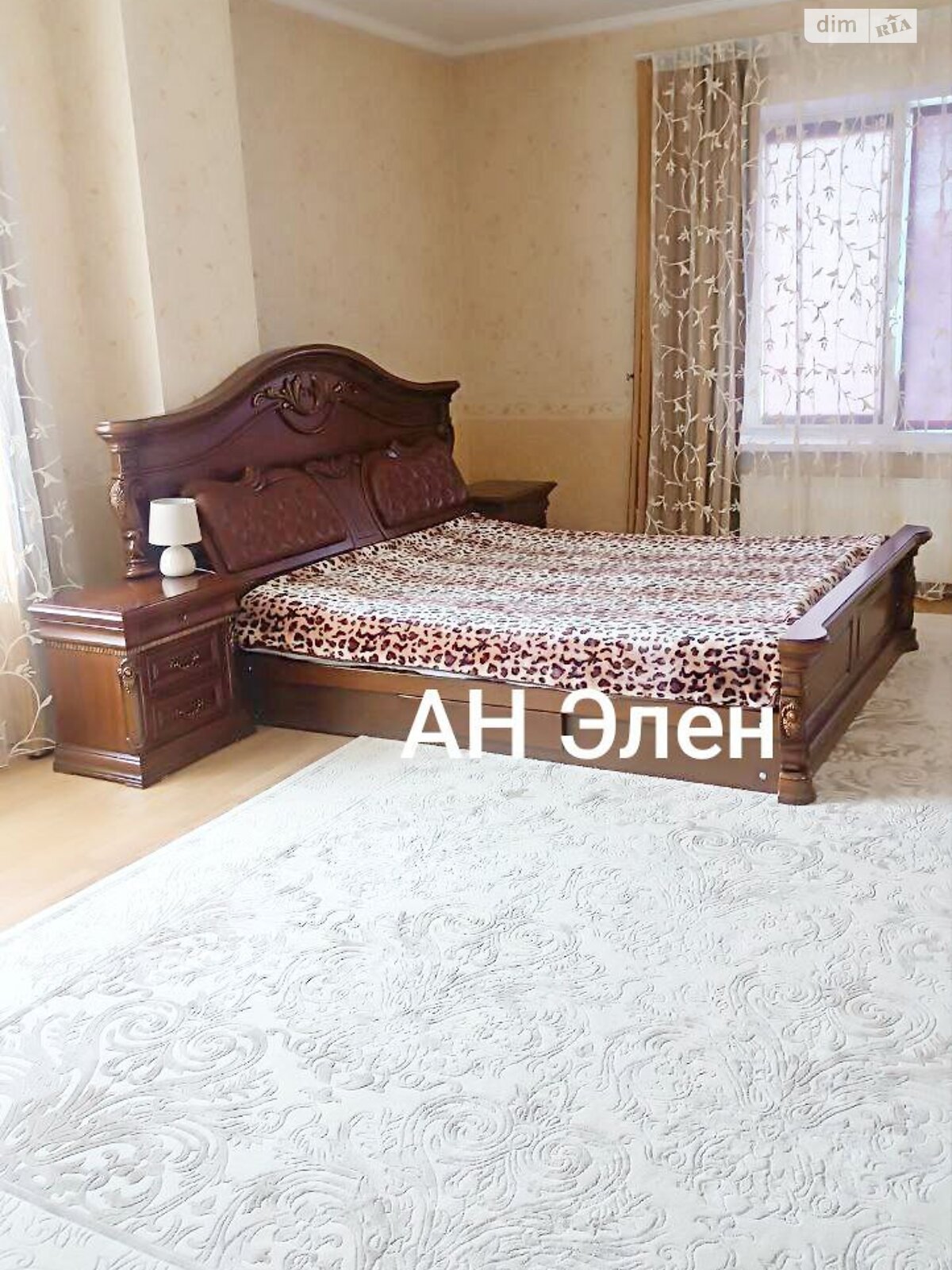 триповерховий будинок з мансардою, 410.4 кв. м, ракушняк. Продаж у Фонтанці фото 1 триповерховий будинок з мансардою, 410.4 кв. м, ракушняк. Продаж у Фонтанці фото 1