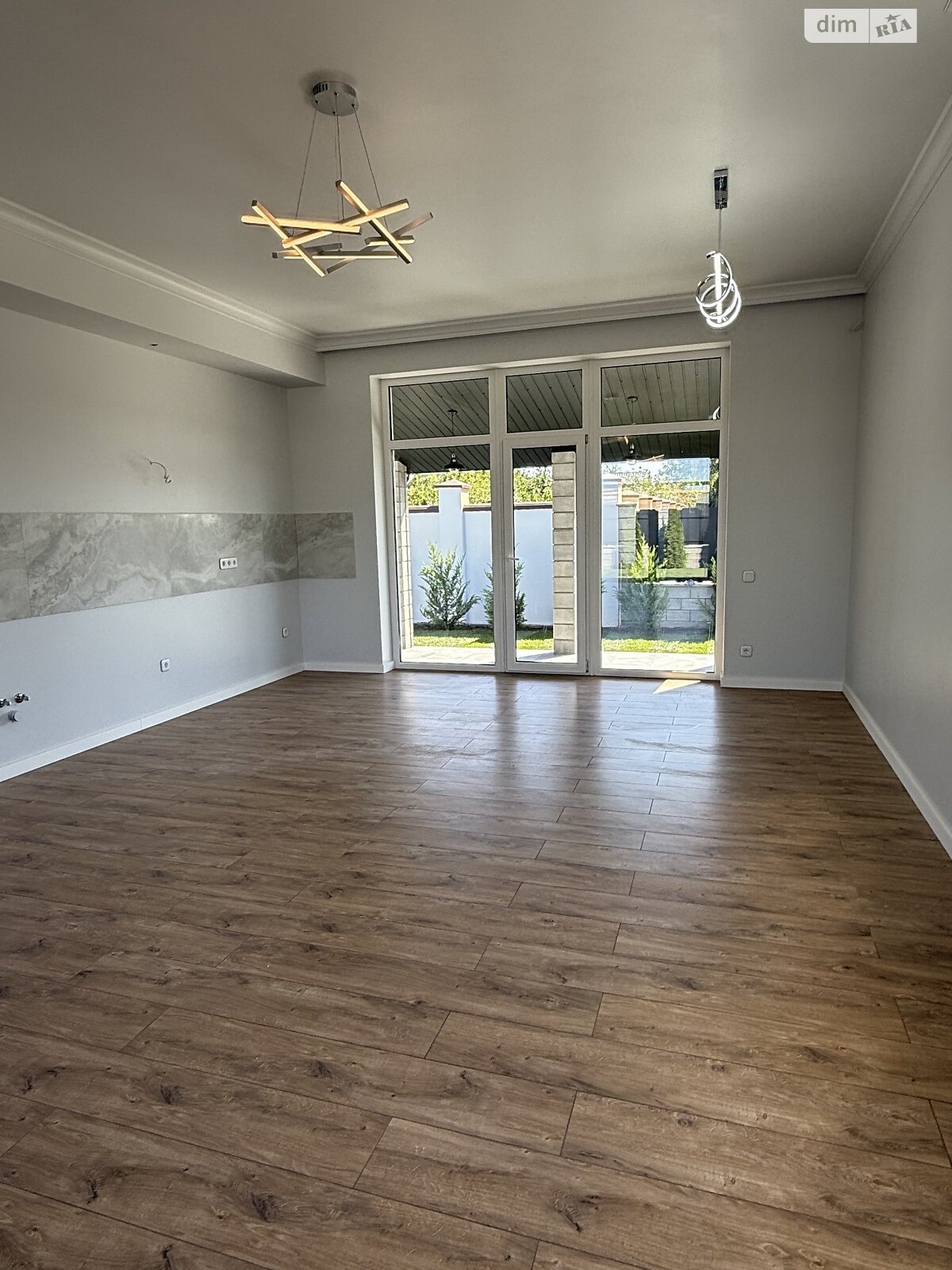 одноповерховий будинок з гаражем, 150 кв. м, газобетон. Продаж у Фонтанці фото 1 одноповерховий будинок з гаражем, 150 кв. м, газобетон. Продаж у Фонтанці фото 1