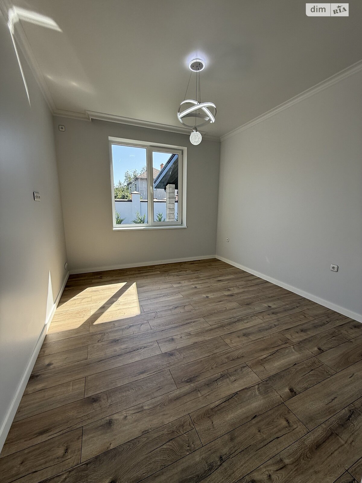 одноповерховий будинок з гаражем, 150 кв. м, газобетон. Продаж у Фонтанці фото 1 одноповерховий будинок з гаражем, 150 кв. м, газобетон. Продаж у Фонтанці фото 1