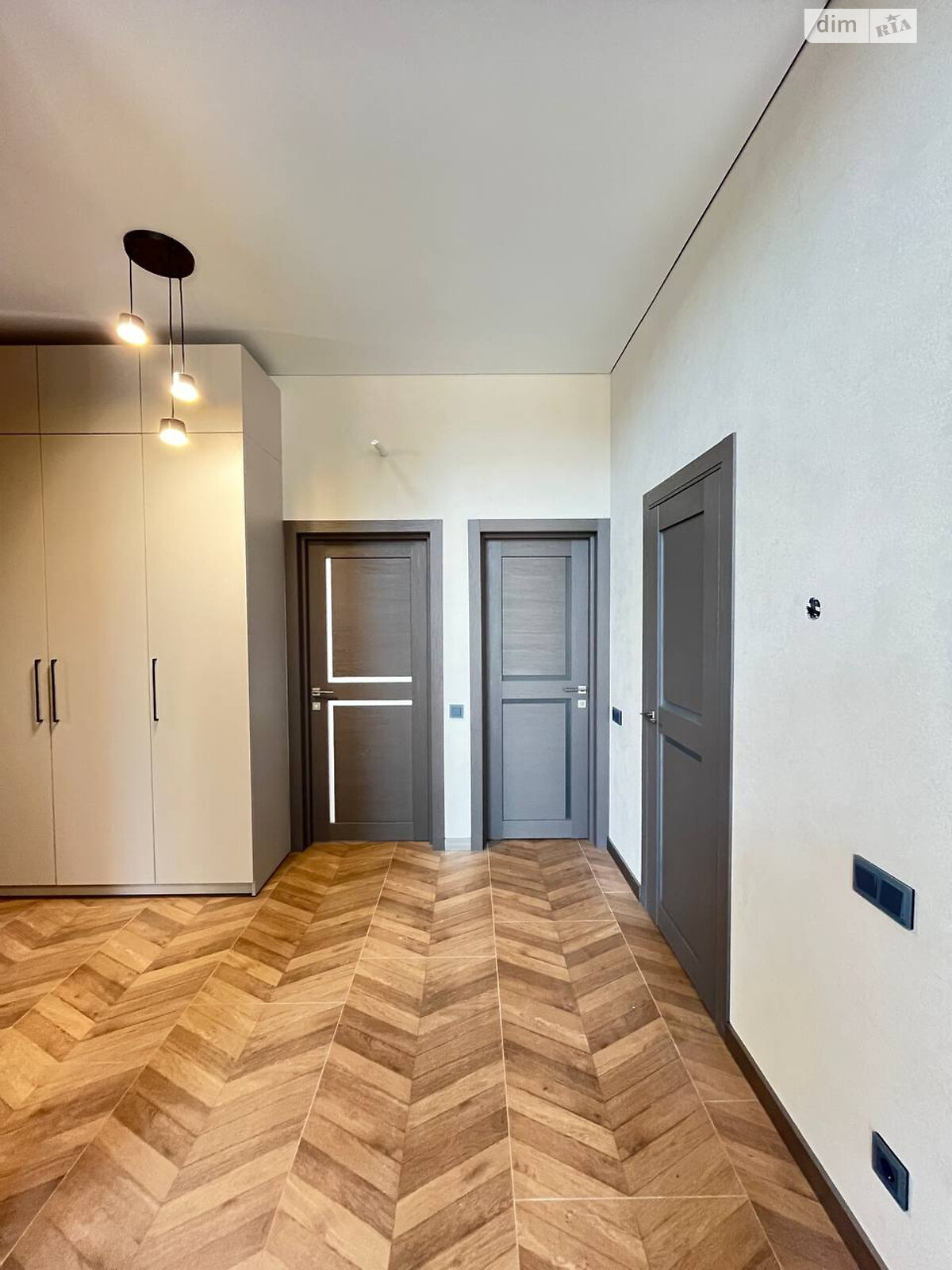 двухэтажный дом, 170 кв. м, кирпич. Продажа в Фонтанке фото 1 двухэтажный дом, 170 кв. м, кирпич. Продажа в Фонтанке фото 1