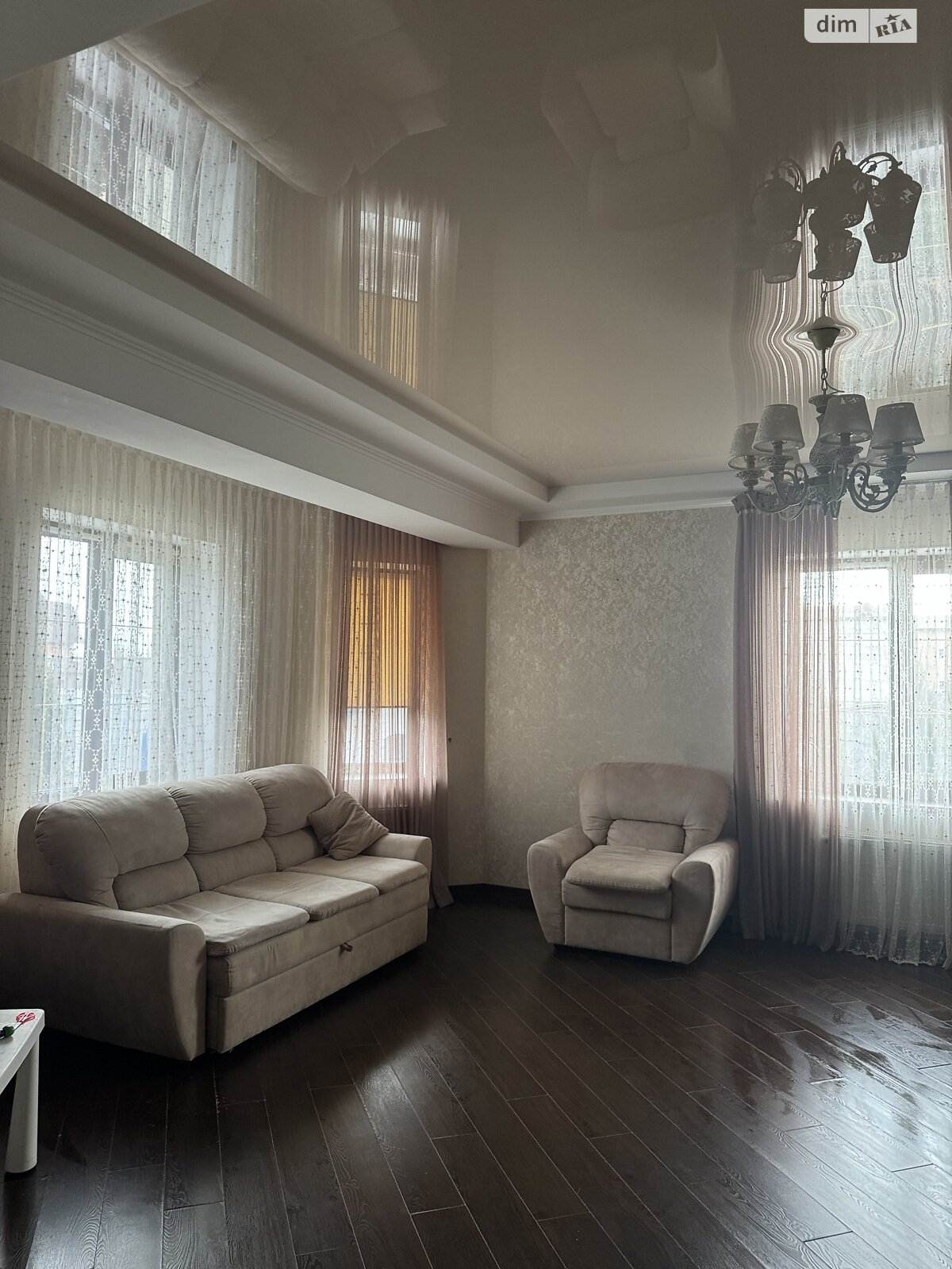 двухэтажный дом с верандой, 160 кв. м, ракушечник (ракушняк). Продажа в Фонтанке фото 1 двухэтажный дом с верандой, 160 кв. м, ракушечник (ракушняк). Продажа в Фонтанке фото 1