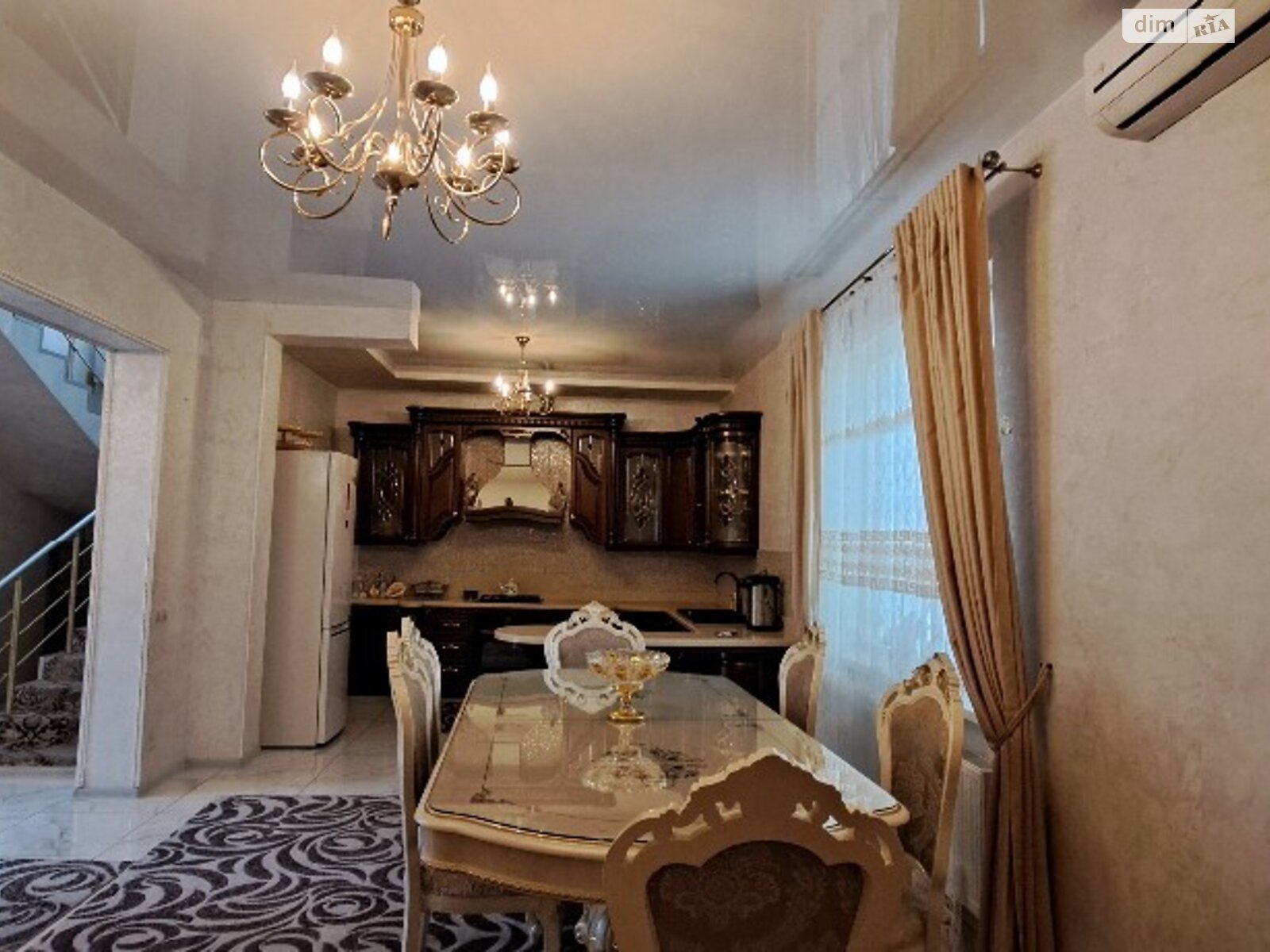 двухэтажный дом с отоплением, 145 кв. м, кирпич. Продажа в Фонтанке фото 1 двухэтажный дом с отоплением, 145 кв. м, кирпич. Продажа в Фонтанке фото 1