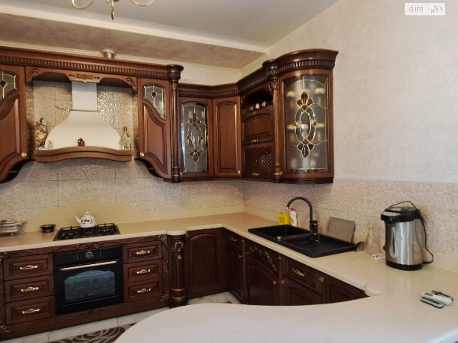 двухэтажный дом с отоплением, 145 кв. м, кирпич. Продажа в Фонтанке фото 1 двухэтажный дом с отоплением, 145 кв. м, кирпич. Продажа в Фонтанке фото 1