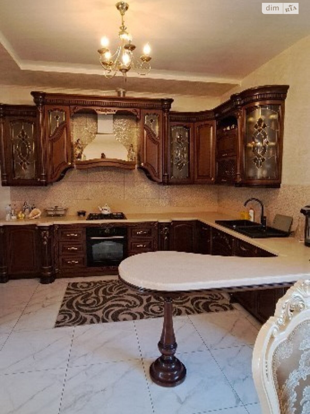 двухэтажный дом с отоплением, 145 кв. м, кирпич. Продажа в Фонтанке фото 1 двухэтажный дом с отоплением, 145 кв. м, кирпич. Продажа в Фонтанке фото 1