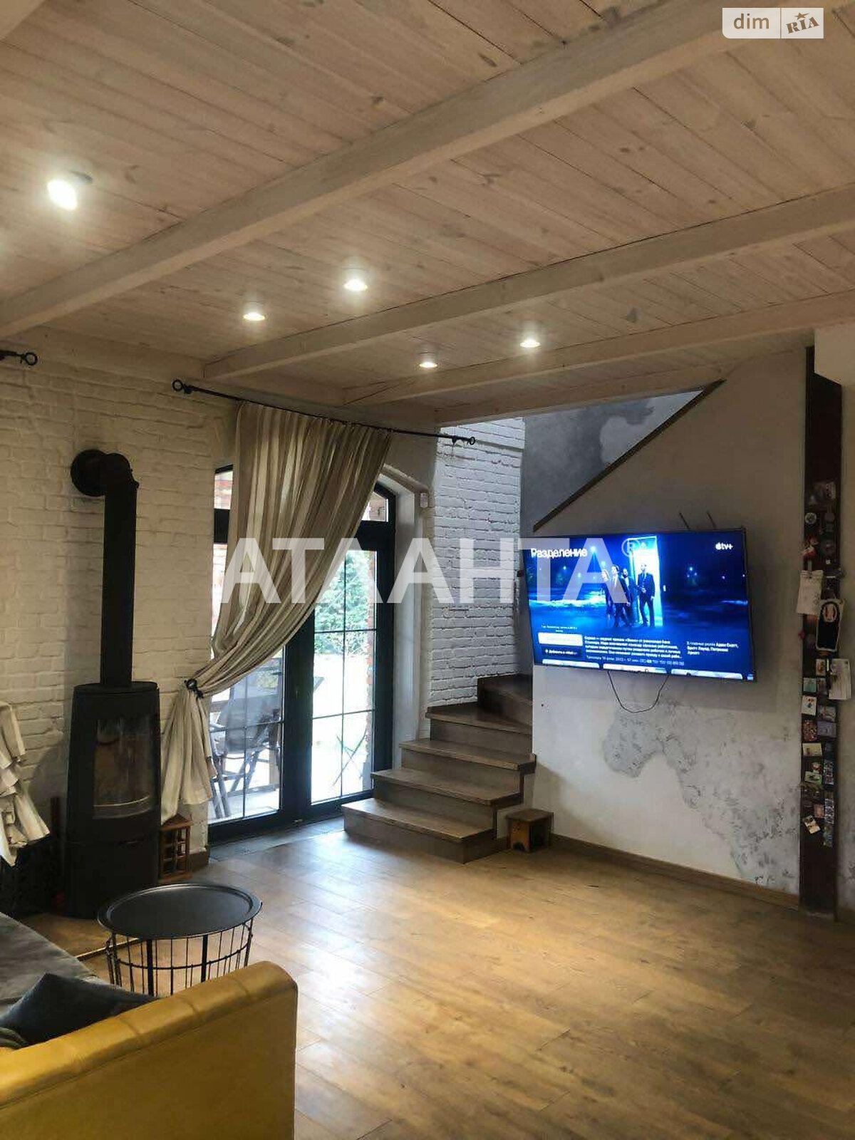двоповерховий будинок бесідка, 285 кв. м, кирпич. Продаж у Фонтанці фото 1 двоповерховий будинок бесідка, 285 кв. м, кирпич. Продаж у Фонтанці фото 1