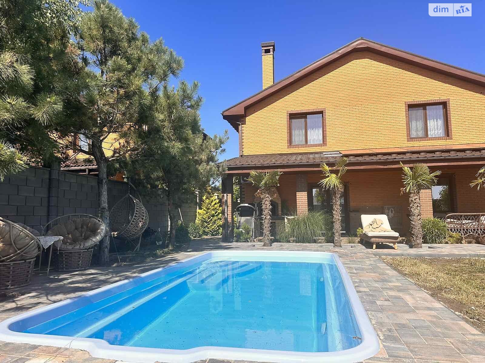 двухэтажный дом, 196.7 кв. м, кирпич. Продажа в Фонтанке фото 1 двухэтажный дом, 196.7 кв. м, кирпич. Продажа в Фонтанке фото 1