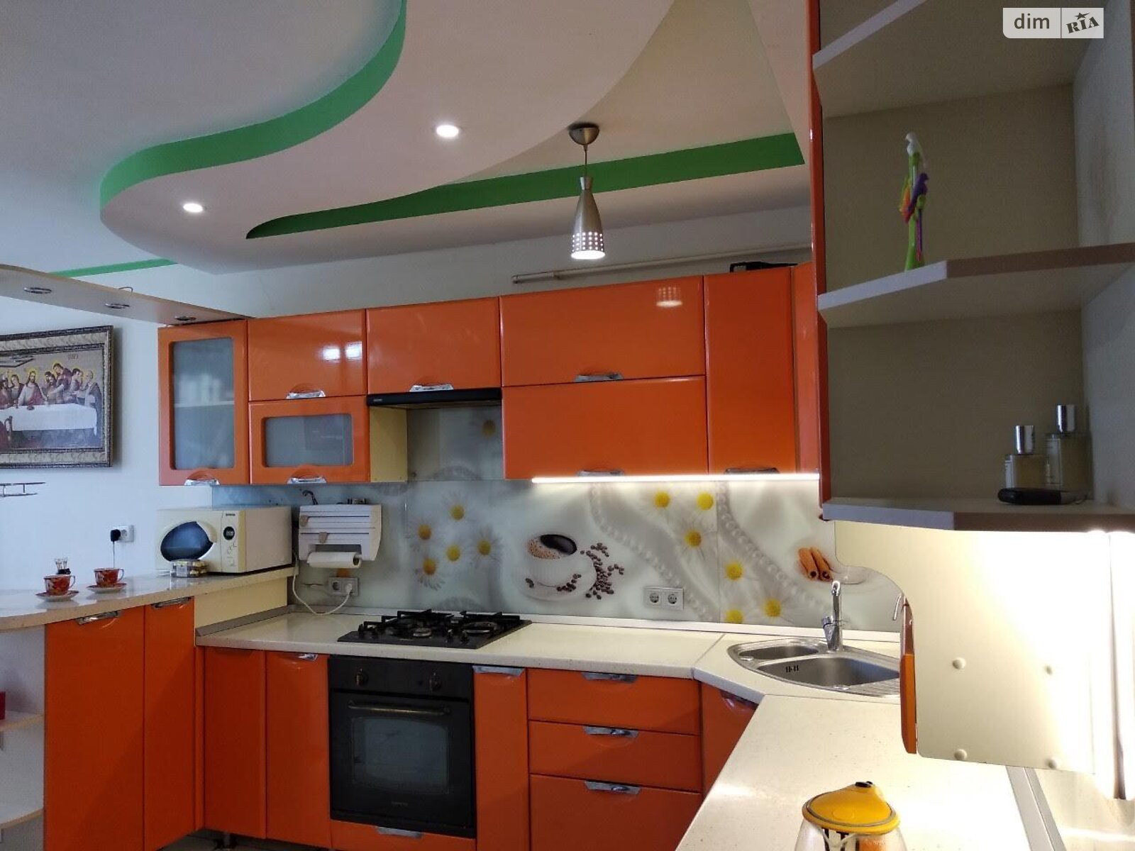 двоповерховий будинок з гаражем, 345.6 кв. м, ракушняк. Продаж у Фонтанці фото 1 двоповерховий будинок з гаражем, 345.6 кв. м, ракушняк. Продаж у Фонтанці фото 1