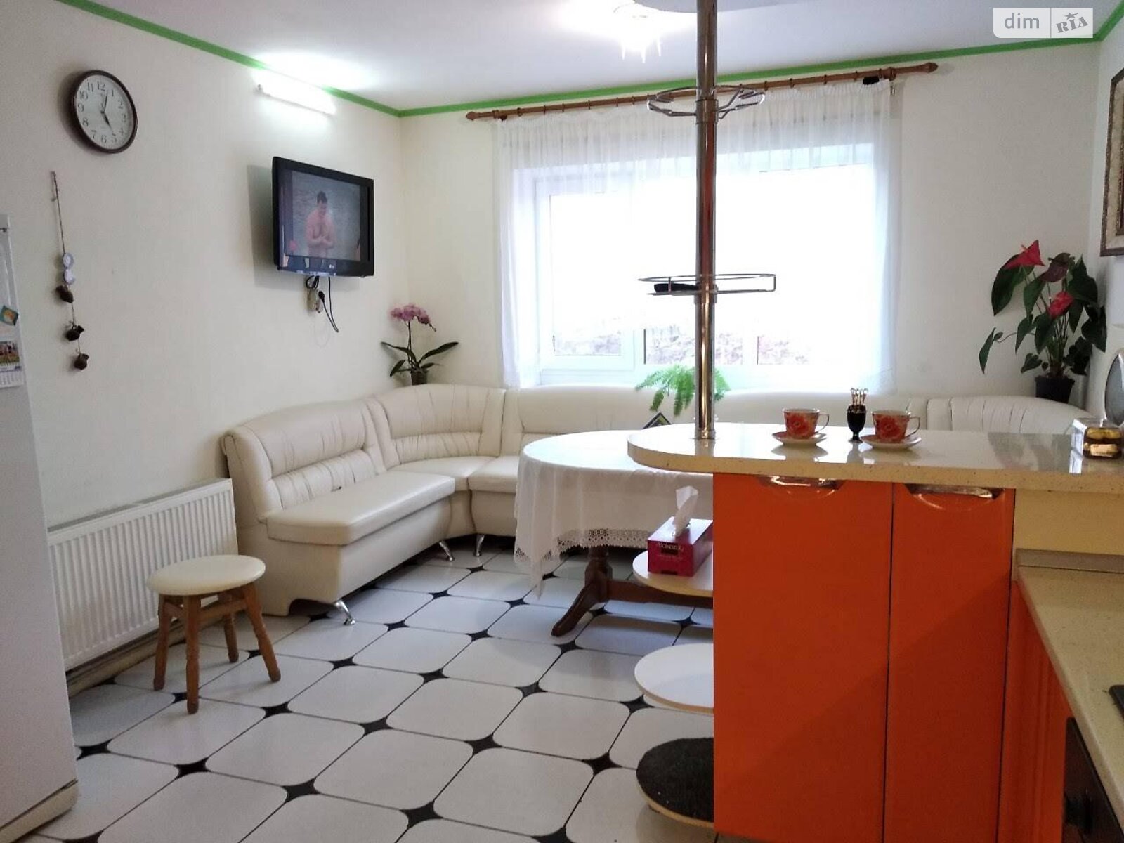 двоповерховий будинок з гаражем, 345.6 кв. м, ракушняк. Продаж у Фонтанці фото 1 двоповерховий будинок з гаражем, 345.6 кв. м, ракушняк. Продаж у Фонтанці фото 1