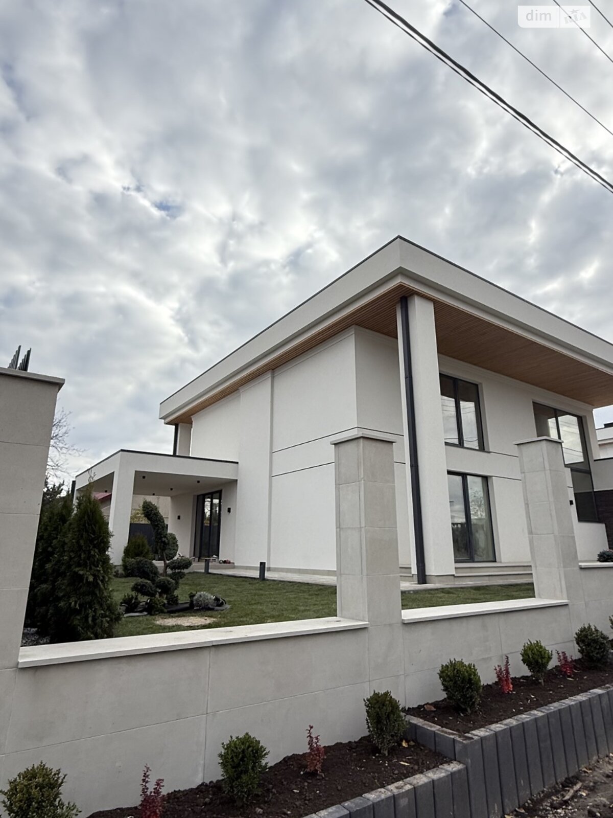 двухэтажный дом с гаражом, 240 кв. м, керамический блок. Продажа в Гаях-Гречинских фото 1