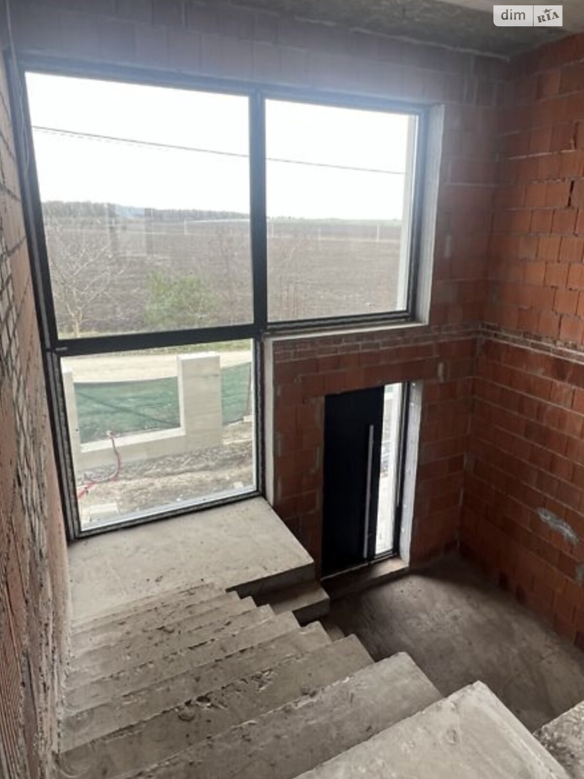 двухэтажный дом с гаражом, 240 кв. м, керамический блок. Продажа в Гаях-Гречинских фото 1