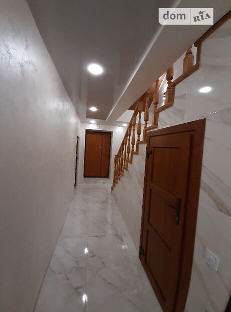 трехэтажный дом, 172 кв. м, кирпич. Продажа в Гаях-Гречинских (Тернопольская обл.) фото 1 трехэтажный дом, 172 кв. м, кирпич. Продажа в Гаях-Гречинских (Тернопольская обл.) фото 1
