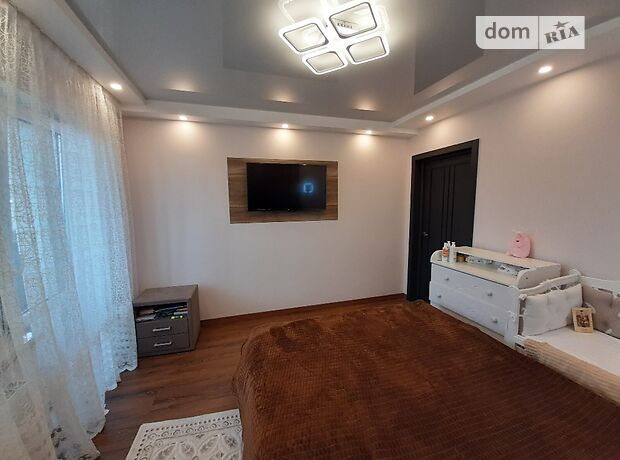 трехэтажный дом, 172 кв. м, кирпич. Продажа в Гаях-Гречинских (Тернопольская обл.) фото 1 трехэтажный дом, 172 кв. м, кирпич. Продажа в Гаях-Гречинских (Тернопольская обл.) фото 1