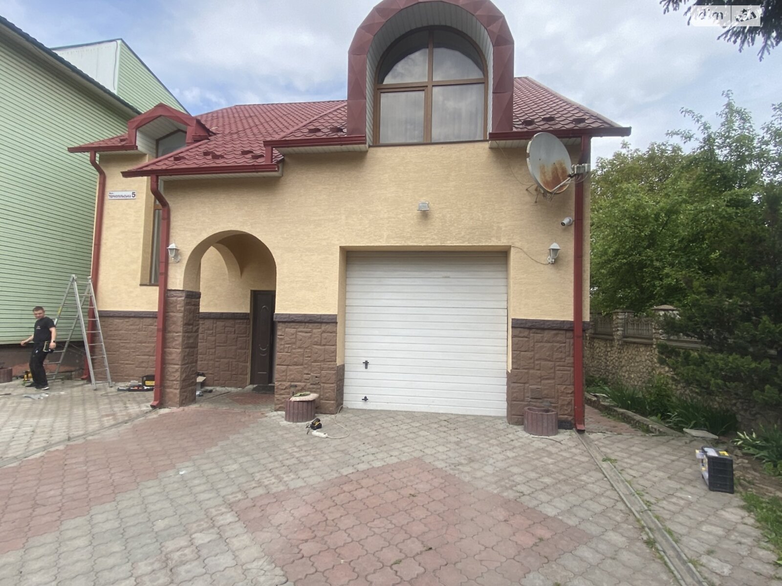двоповерховий будинок, 220 кв. м, цегла. Продаж у Гаях-Гречинських фото 1 двоповерховий будинок, 220 кв. м, цегла. Продаж у Гаях-Гречинських фото 1