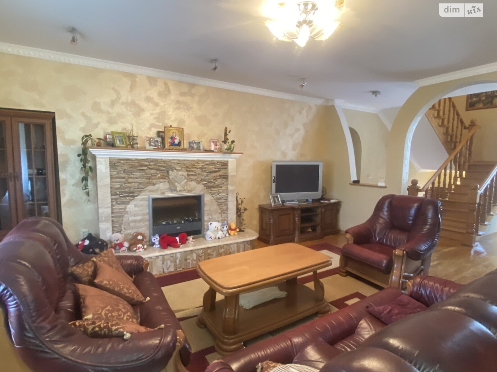 двоповерховий будинок, 220 кв. м, цегла. Продаж у Гаях-Гречинських фото 1 двоповерховий будинок, 220 кв. м, цегла. Продаж у Гаях-Гречинських фото 1