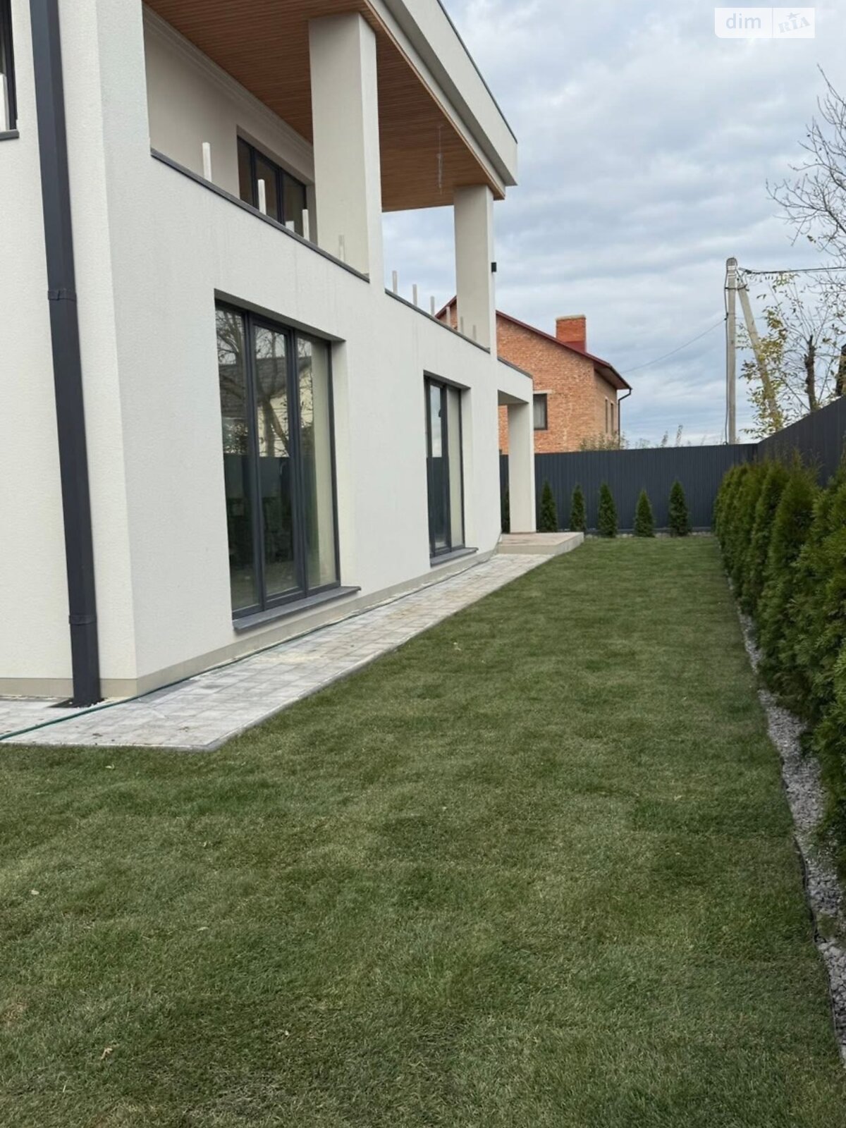 двоповерховий будинок з гаражем, 240 кв. м, кирпич. Продаж у Гаях-Гречинських фото 1