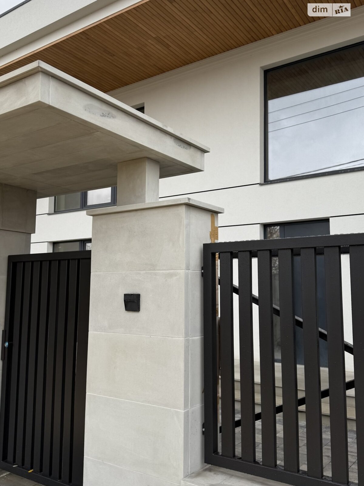 двухэтажный дом с ремонтом, 240 кв. м, керамический блок. Продажа в Гаях-Гречинских фото 1 двухэтажный дом с ремонтом, 240 кв. м, керамический блок. Продажа в Гаях-Гречинских фото 1