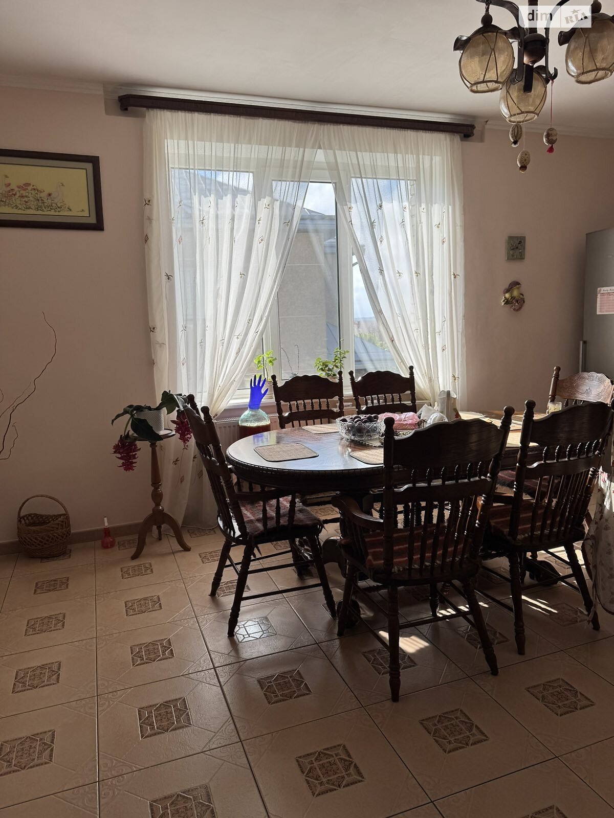 трехэтажный дом с гаражом, 500 кв. м, кирпич. Продажа в Гаях Ходоровских фото 1 трехэтажный дом с гаражом, 500 кв. м, кирпич. Продажа в Гаях Ходоровских фото 1