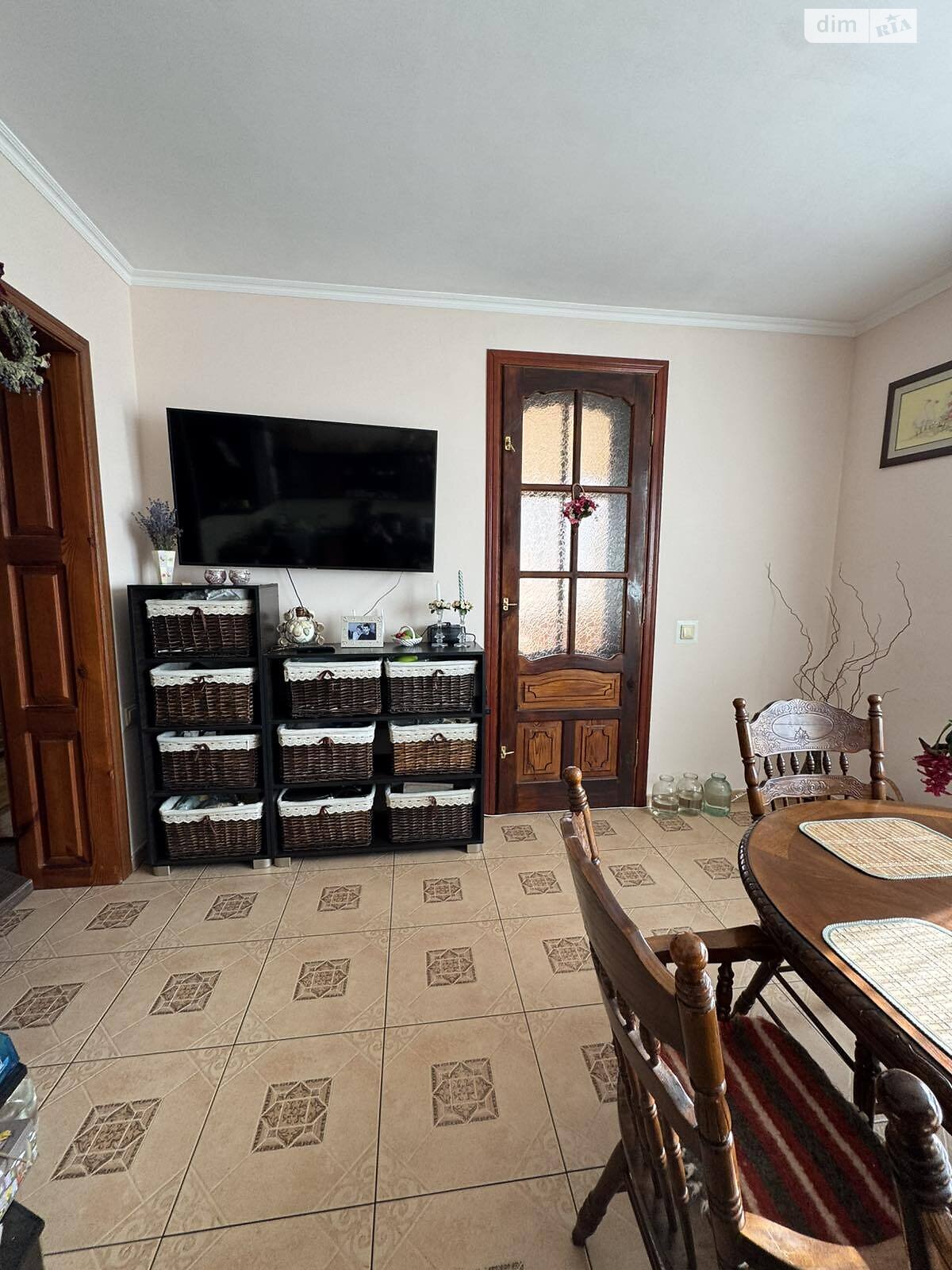 трехэтажный дом с гаражом, 500 кв. м, кирпич. Продажа в Гаях Ходоровских фото 1 трехэтажный дом с гаражом, 500 кв. м, кирпич. Продажа в Гаях Ходоровских фото 1