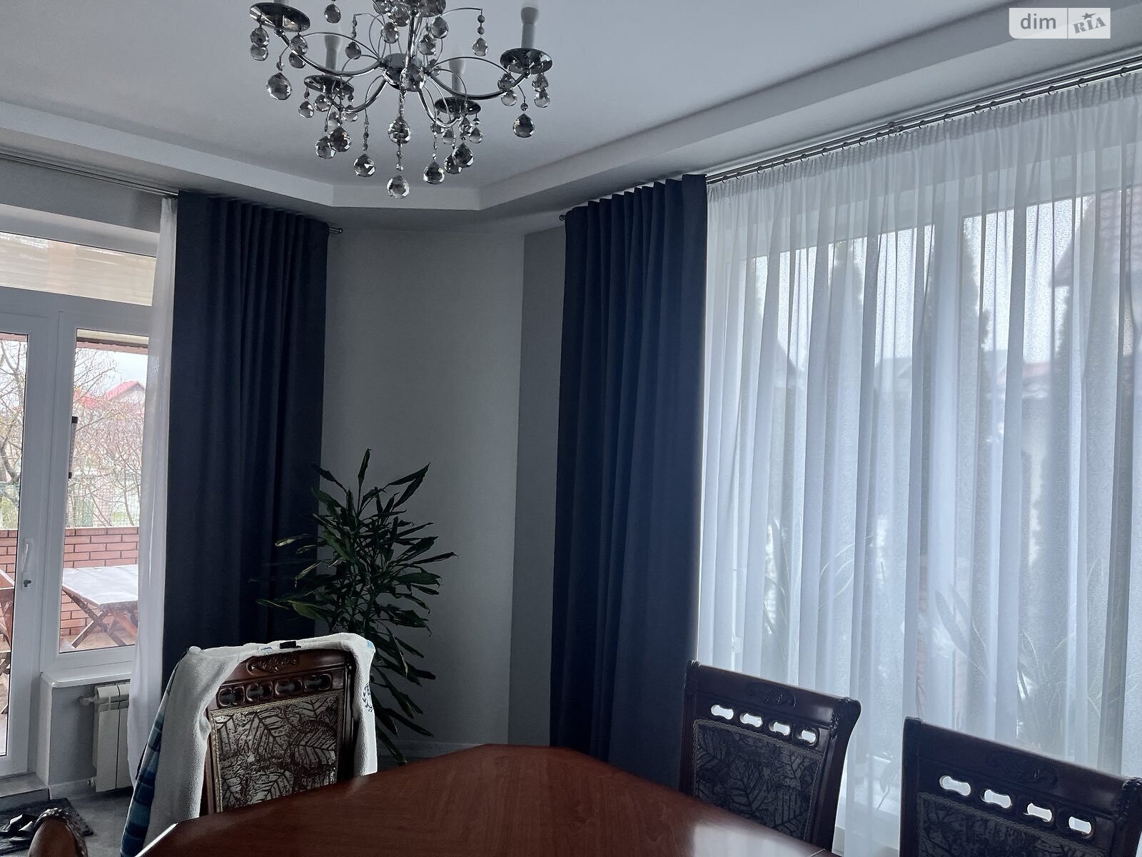 триповерховий будинок, 349 кв. м, цегла. Продаж у Гаях Ходоровських фото 1 триповерховий будинок, 349 кв. м, цегла. Продаж у Гаях Ходоровських фото 1