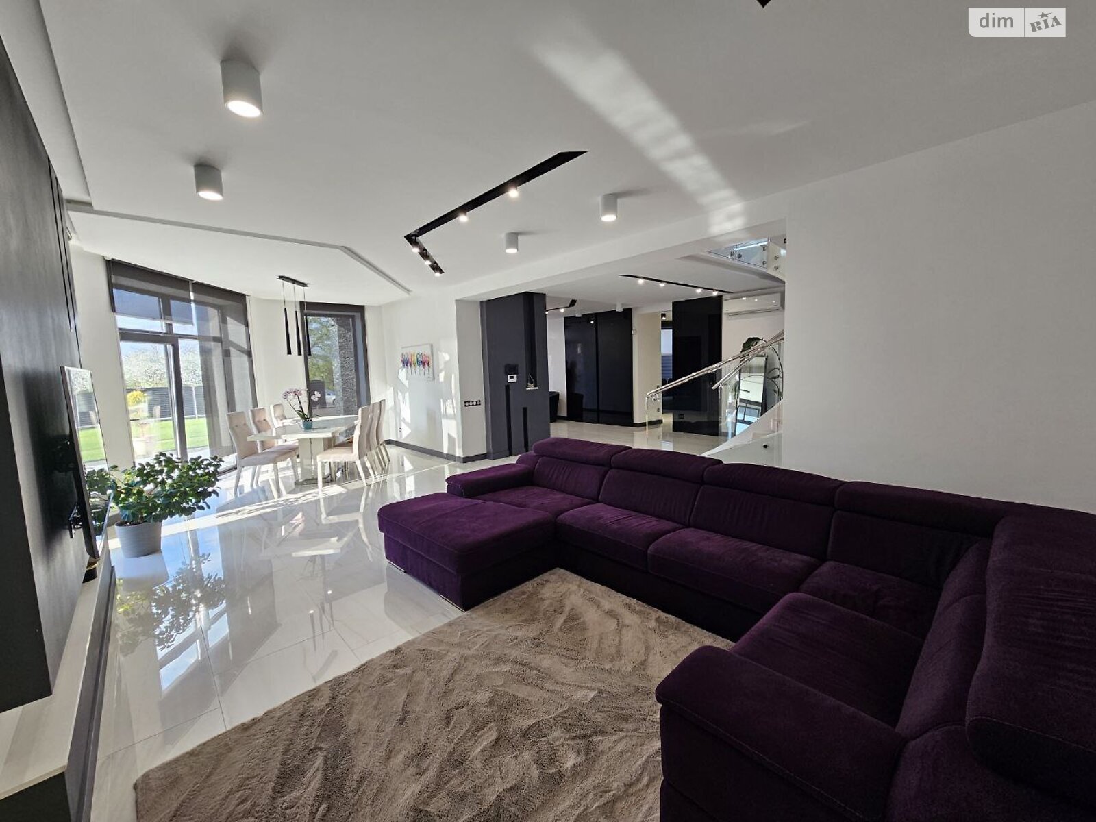 двоповерховий будинок, 290 кв. м, цегла. Продаж у Гаях Ходоровських фото 1 двоповерховий будинок, 290 кв. м, цегла. Продаж у Гаях Ходоровських фото 1