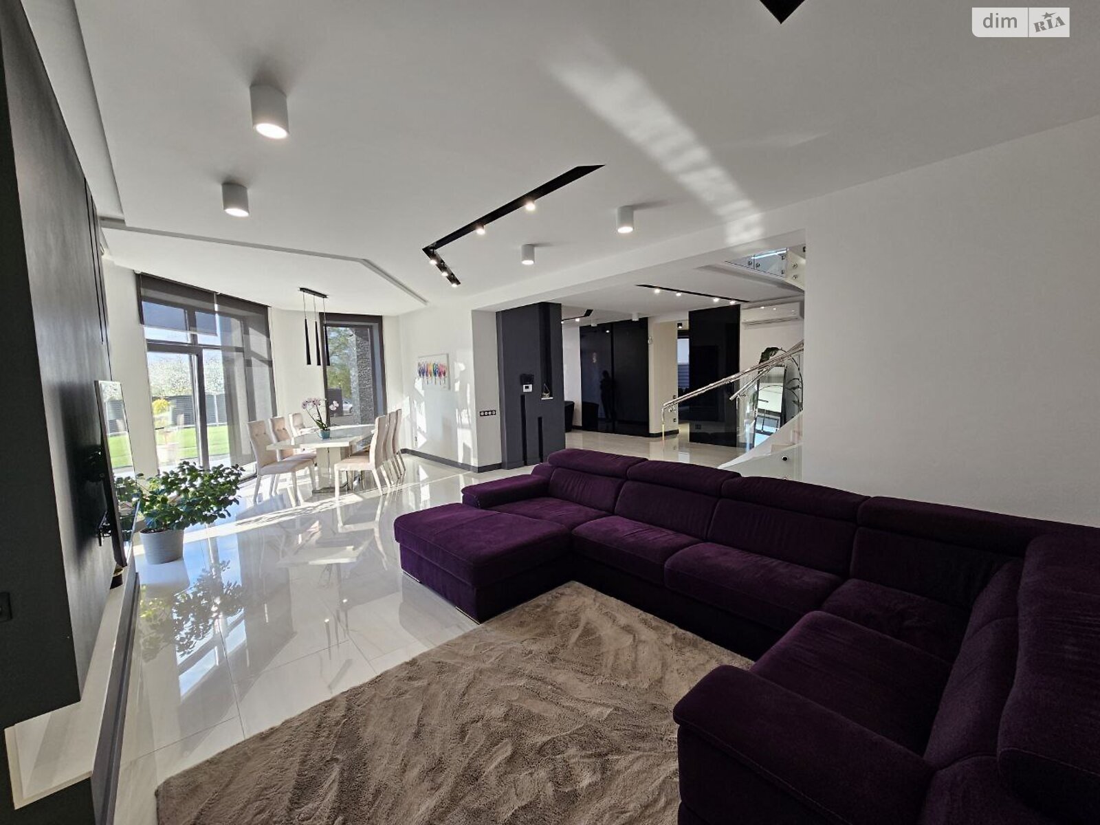двоповерховий будинок, 290 кв. м, цегла. Продаж у Гаях Ходоровських фото 1 двоповерховий будинок, 290 кв. м, цегла. Продаж у Гаях Ходоровських фото 1