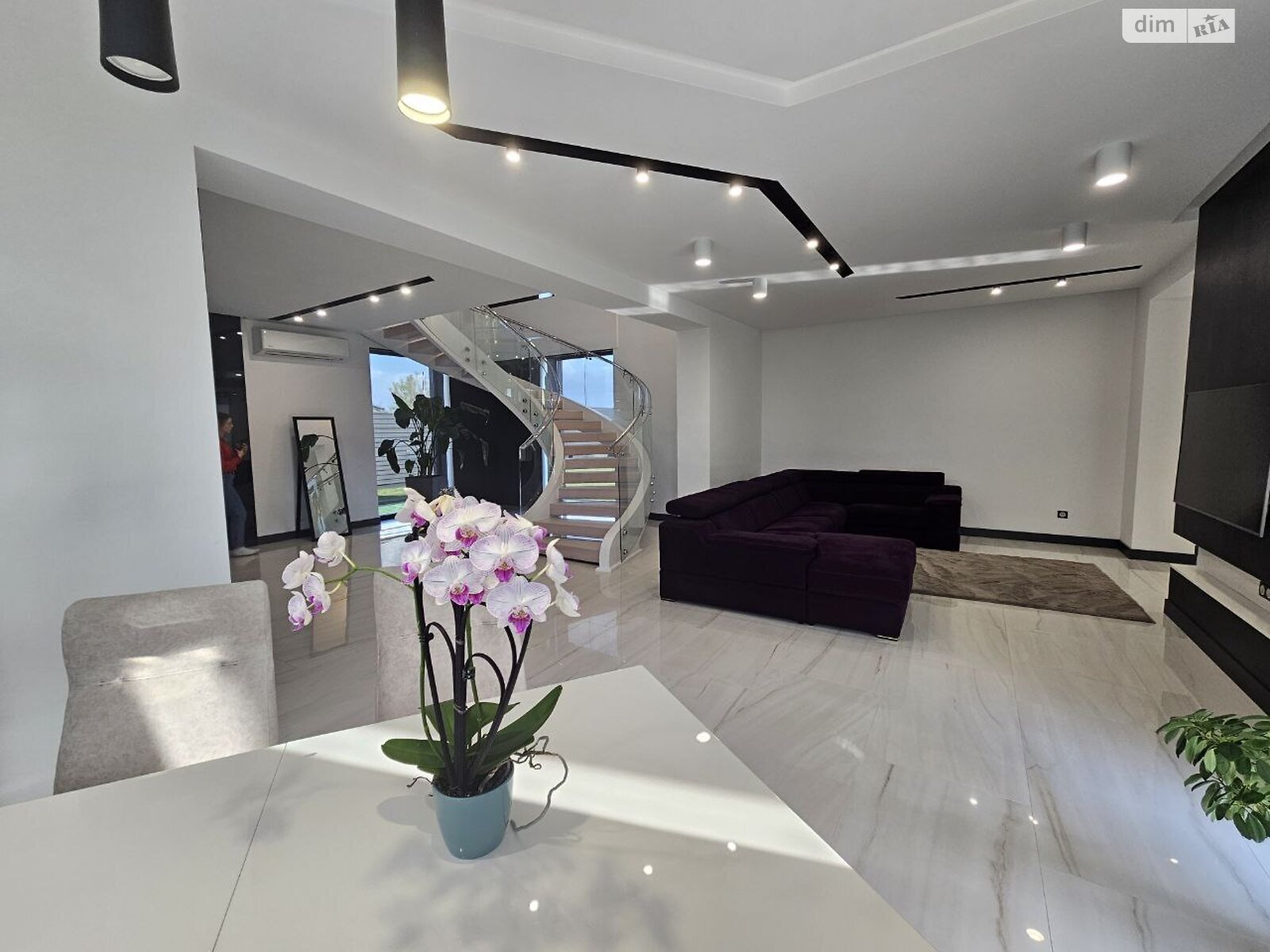 двоповерховий будинок, 290 кв. м, цегла. Продаж у Гаях Ходоровських фото 1 двоповерховий будинок, 290 кв. м, цегла. Продаж у Гаях Ходоровських фото 1
