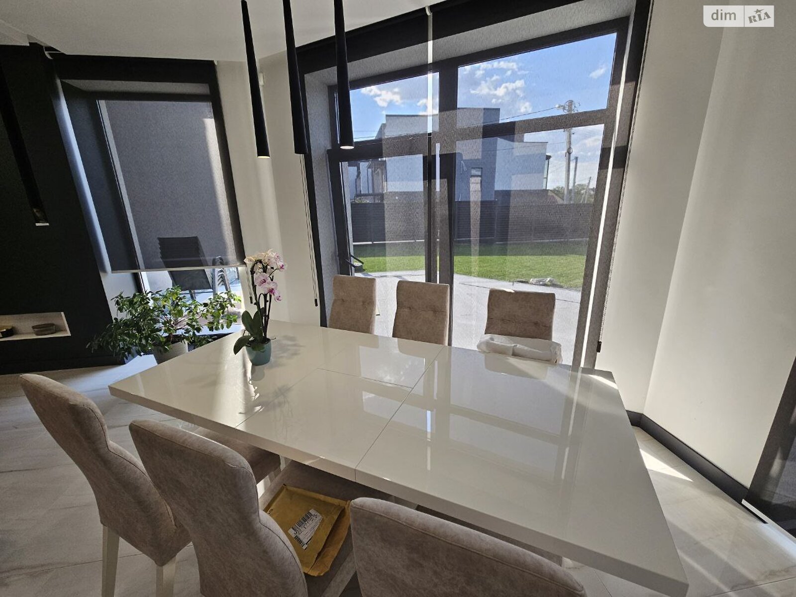 двоповерховий будинок, 290 кв. м, цегла. Продаж у Гаях Ходоровських фото 1 двоповерховий будинок, 290 кв. м, цегла. Продаж у Гаях Ходоровських фото 1