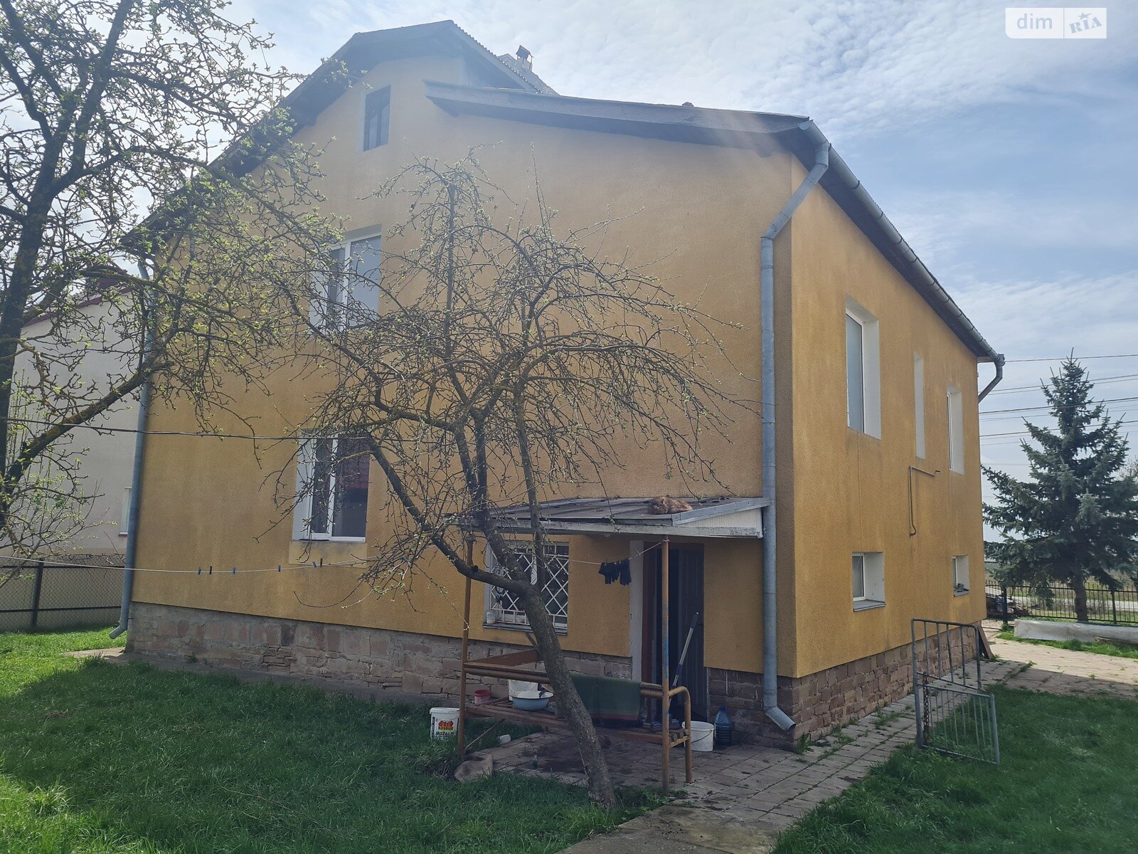 двоповерховий будинок, 250 кв. м, цегла. Продаж у Гаях-Шевченківських фото 1 двоповерховий будинок, 250 кв. м, цегла. Продаж у Гаях-Шевченківських фото 1