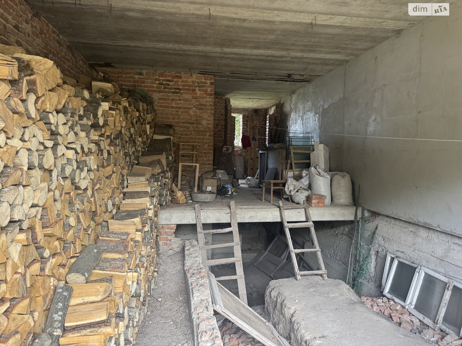 трехэтажный дом с балконом, 185 кв. м, кирпич. Продажа в Гаях-Шевченковских фото 1 трехэтажный дом с балконом, 185 кв. м, кирпич. Продажа в Гаях-Шевченковских фото 1