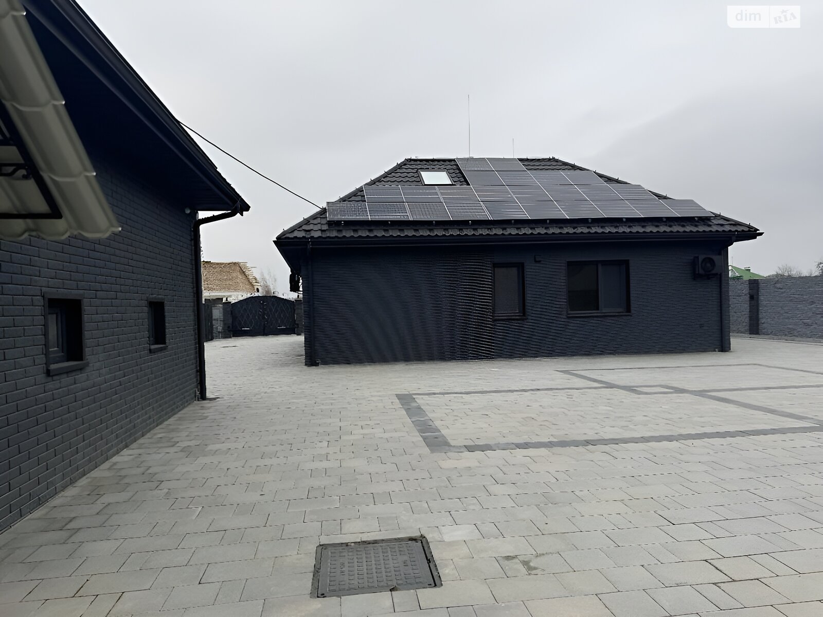 двоповерховий будинок з гаражем, 190 кв. м, цегла. Продаж у Гаразджі фото 1 двоповерховий будинок з гаражем, 190 кв. м, цегла. Продаж у Гаразджі фото 1