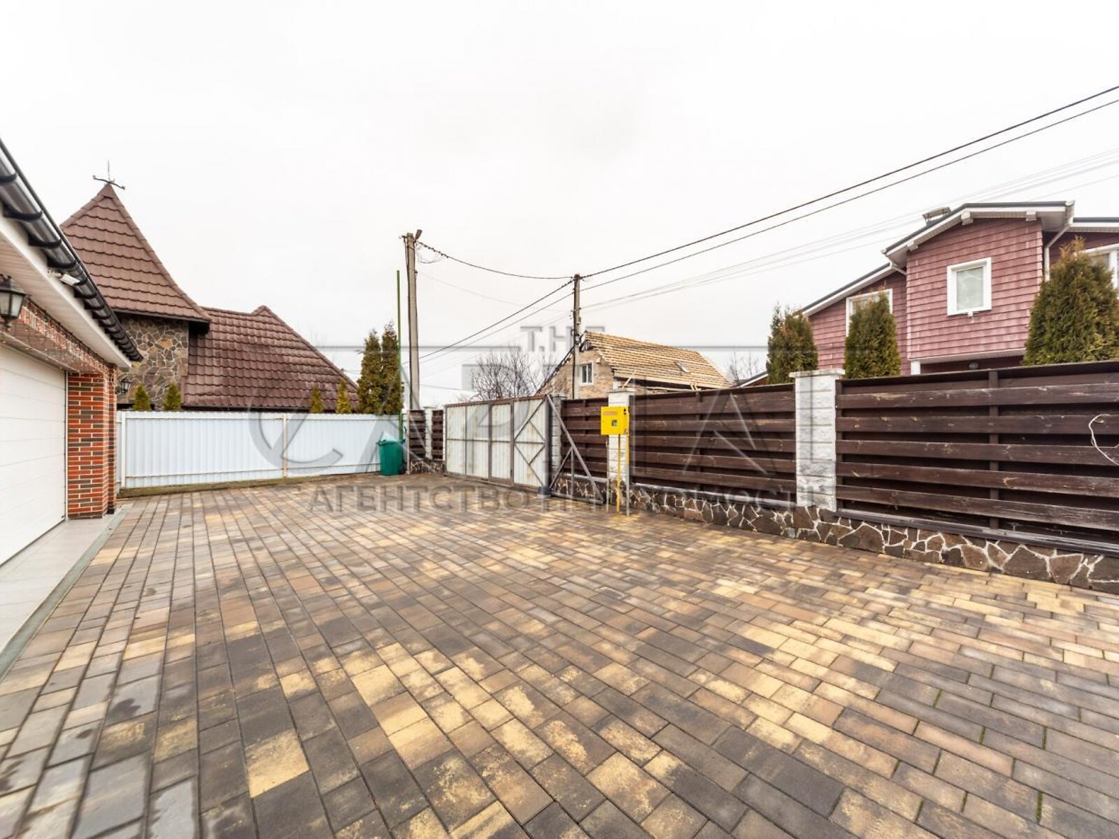 двоповерховий будинок з ремонтом, 248 кв. м, цегла. Продаж у Гатне фото 1 двоповерховий будинок з ремонтом, 248 кв. м, цегла. Продаж у Гатне фото 1